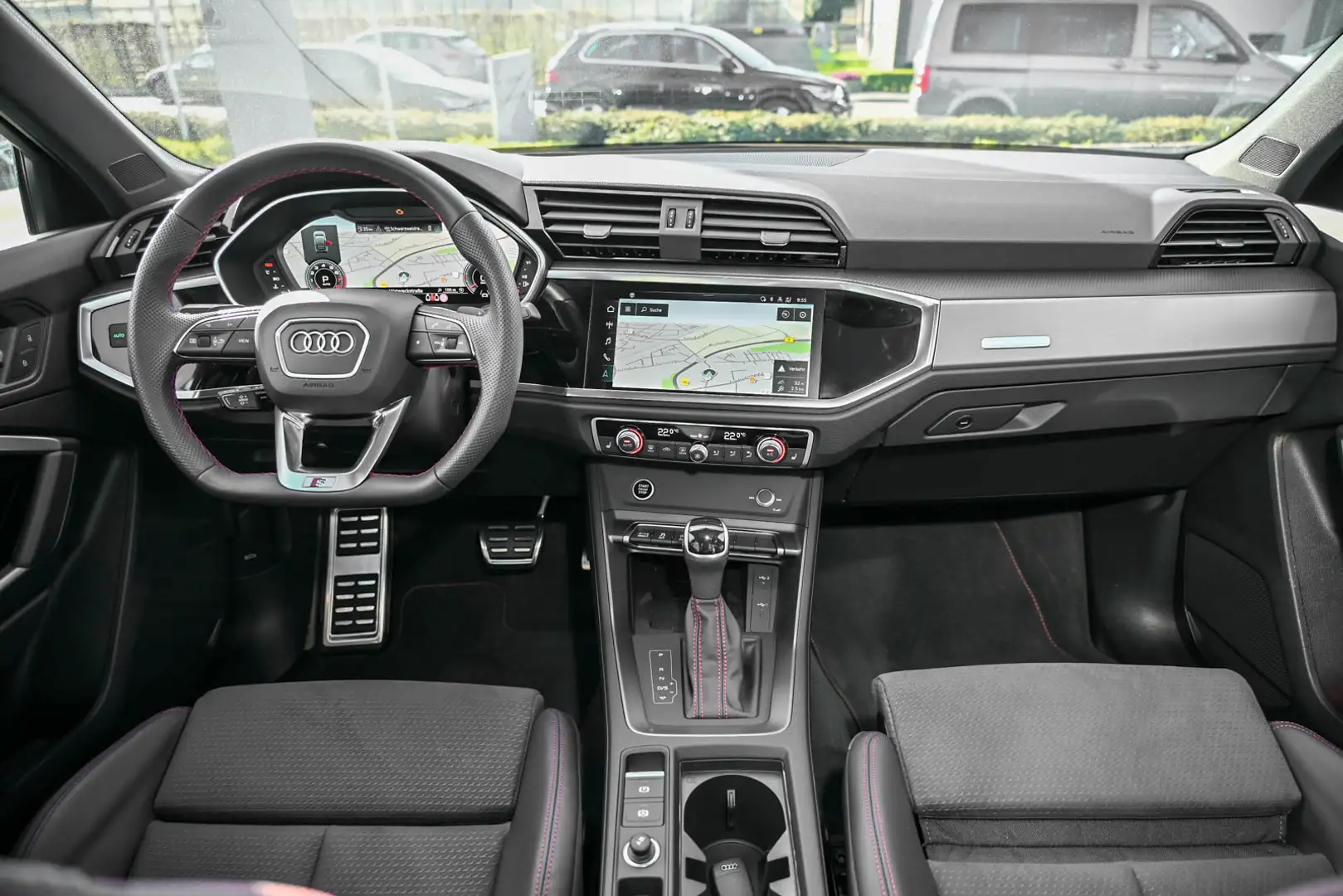 Audi Q3 Sportback 35 TFSI S line AUDI GW:plus Aktion Grau - 2