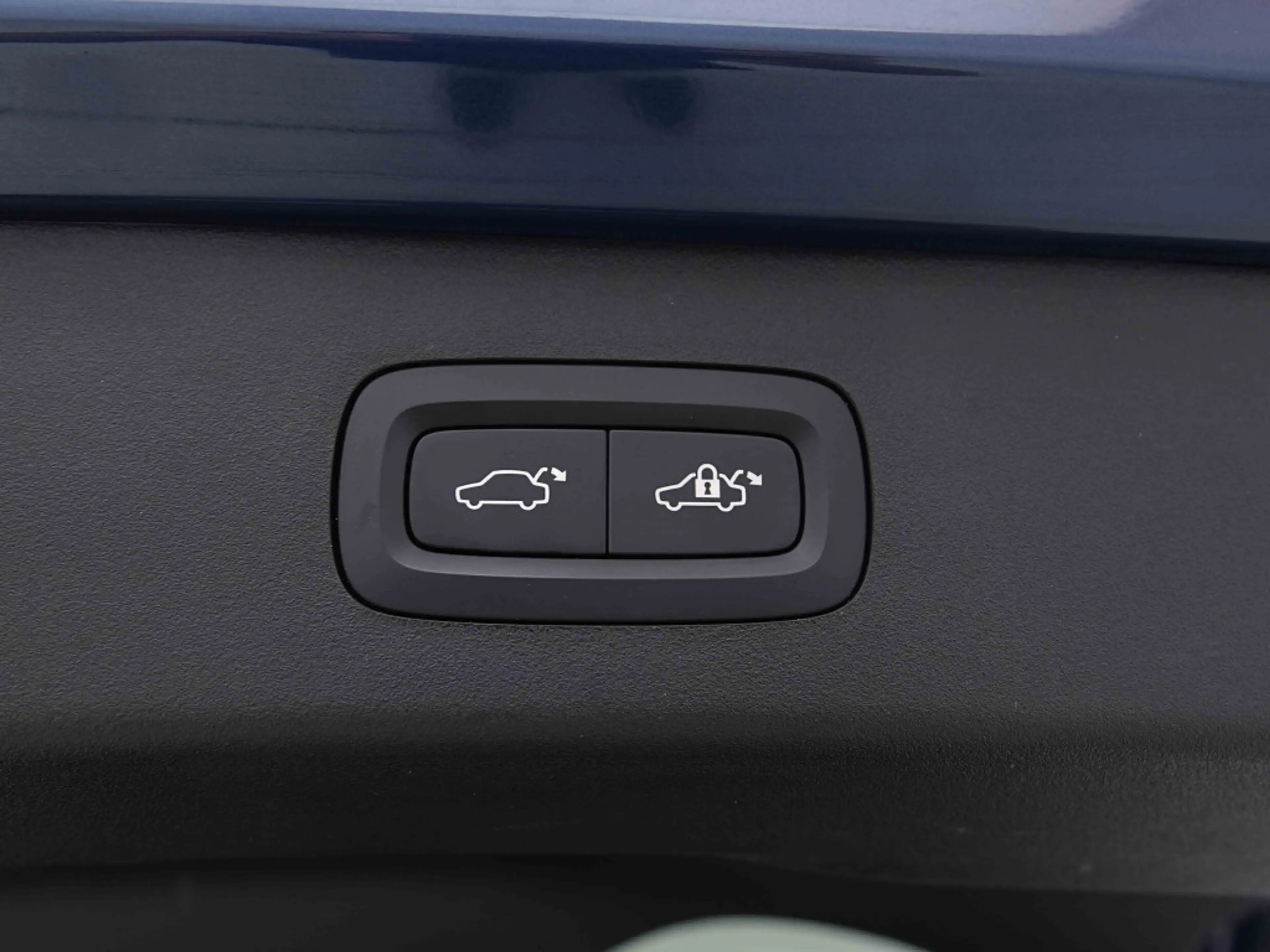 Lynk & Co 01 PHEV 262 | 70 KM EV | Pano | GPS | 360Cam | LED | ALU20 — photo 7