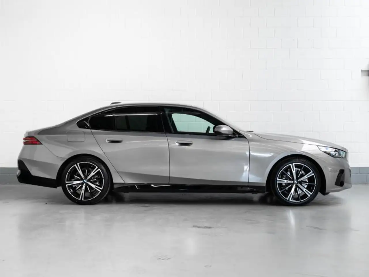 BMW 5 Series 2026