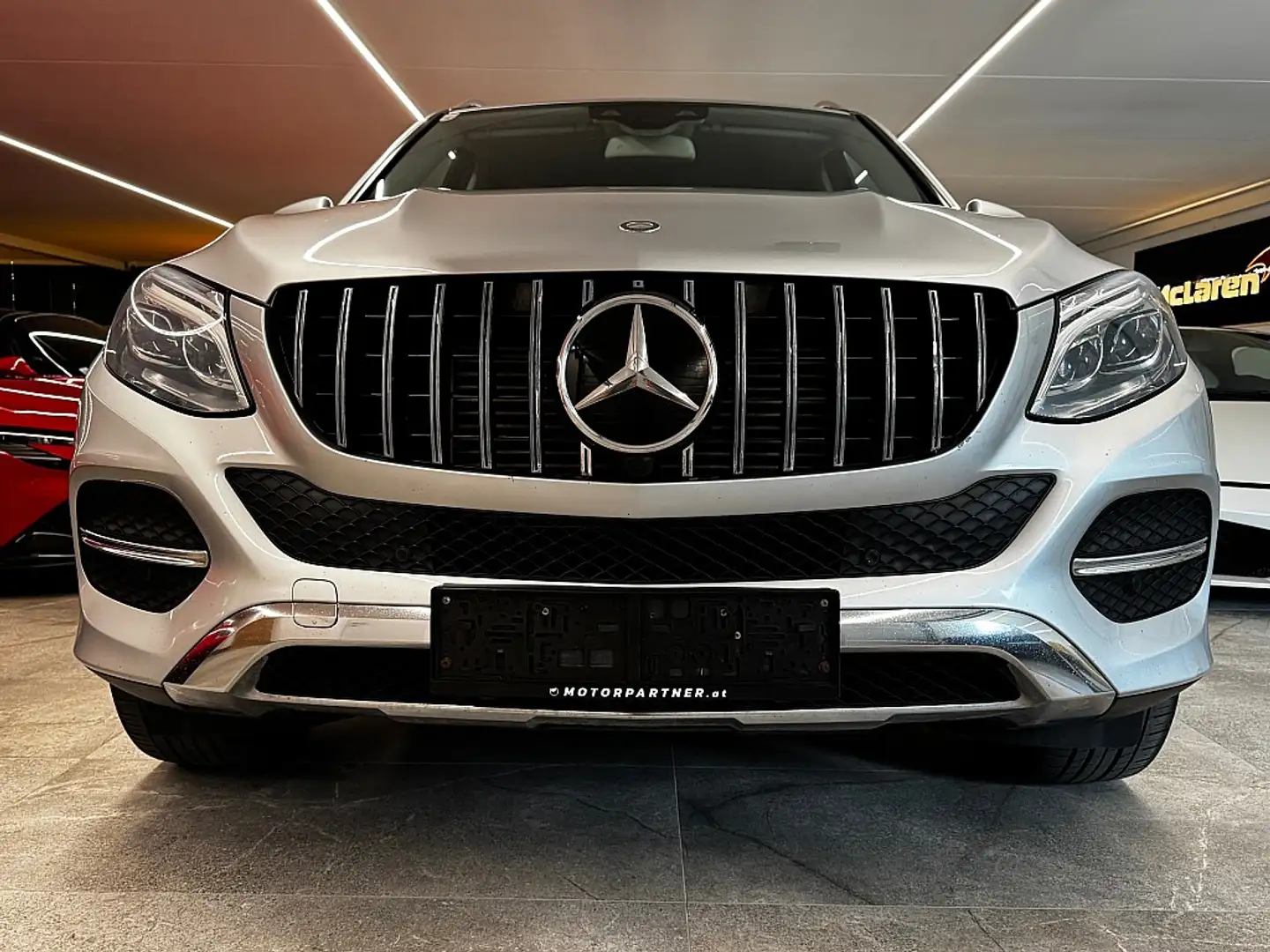 Mercedes-Benz GLE 350 d Panamericana Abstand Schiebedach Sitzklima 20... Argent - 1