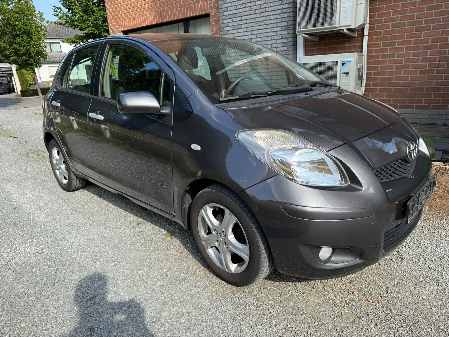 Toyota Yaris Yaris 1.33i VVT-i Luna - 2