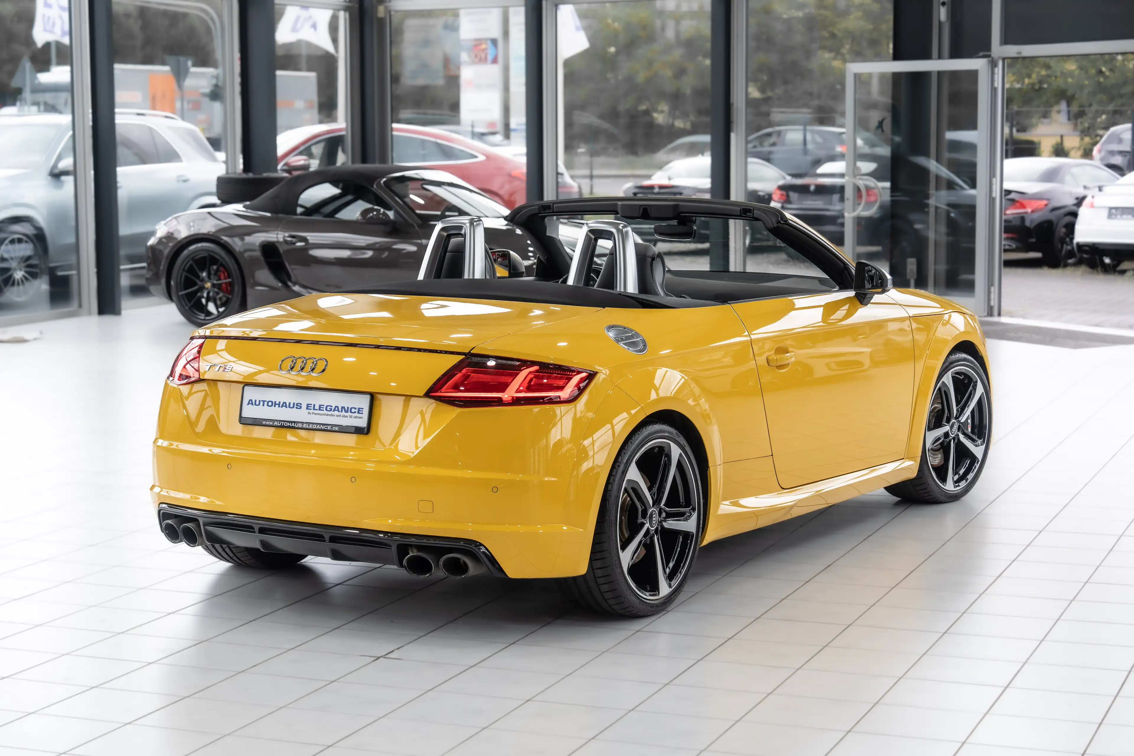 Audi TTS Roadster 2.0 TFSI quattro*SPORTSITZE* — photo 10