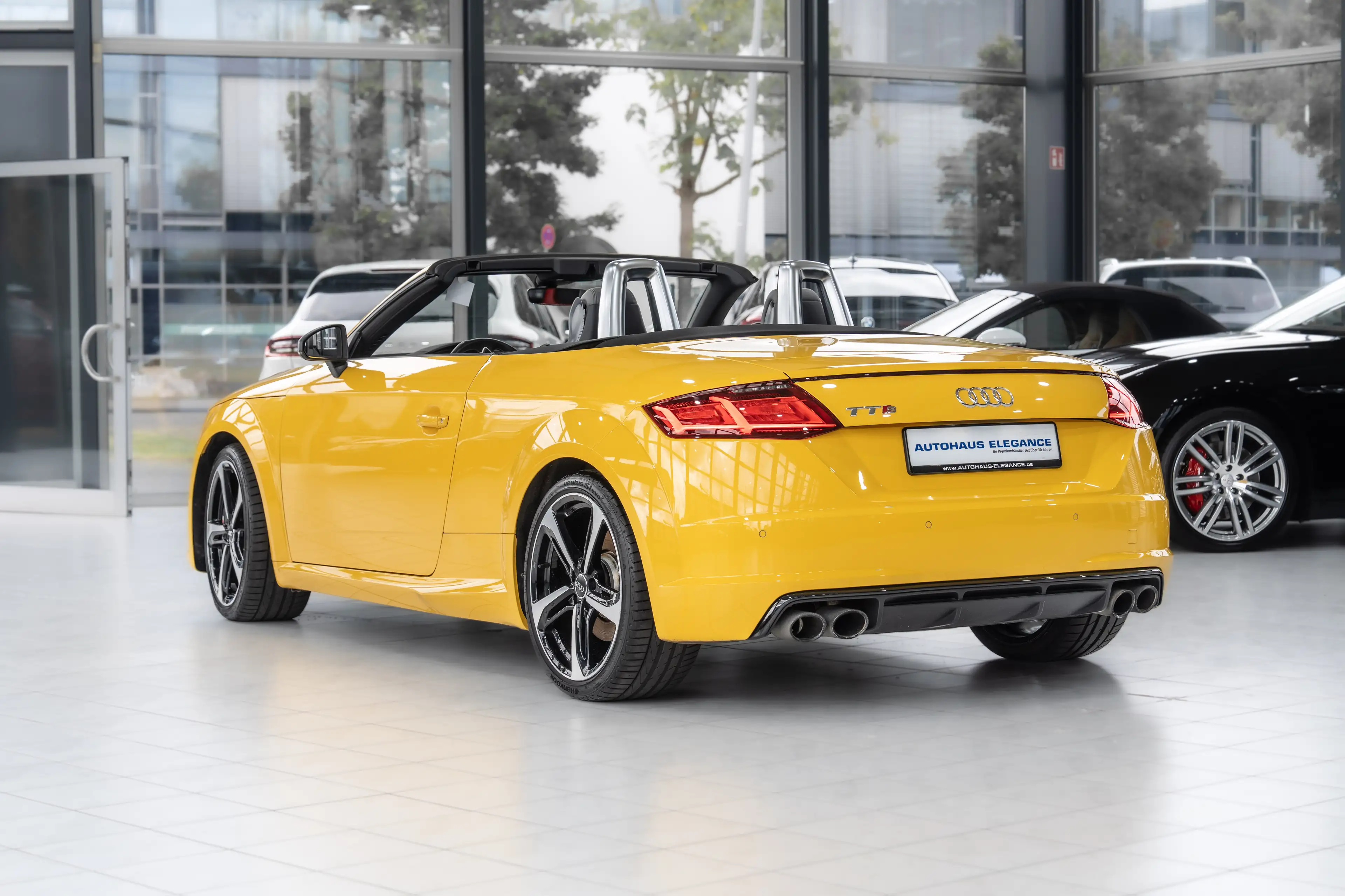 Audi TTS Roadster 2.0 TFSI quattro*SPORTSITZE* — photo 3