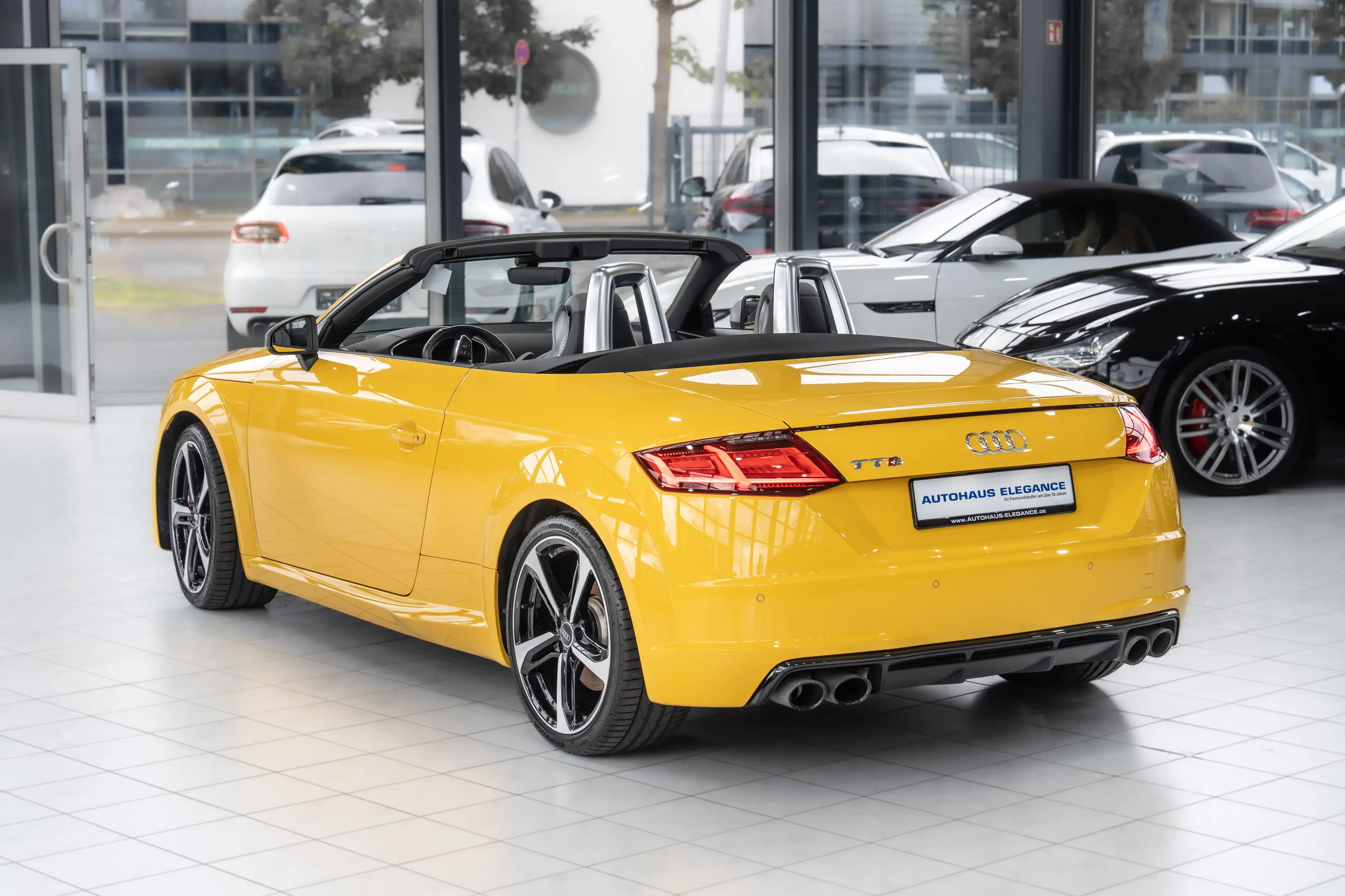 Audi TTS Roadster 2.0 TFSI quattro*SPORTSITZE* — photo 9