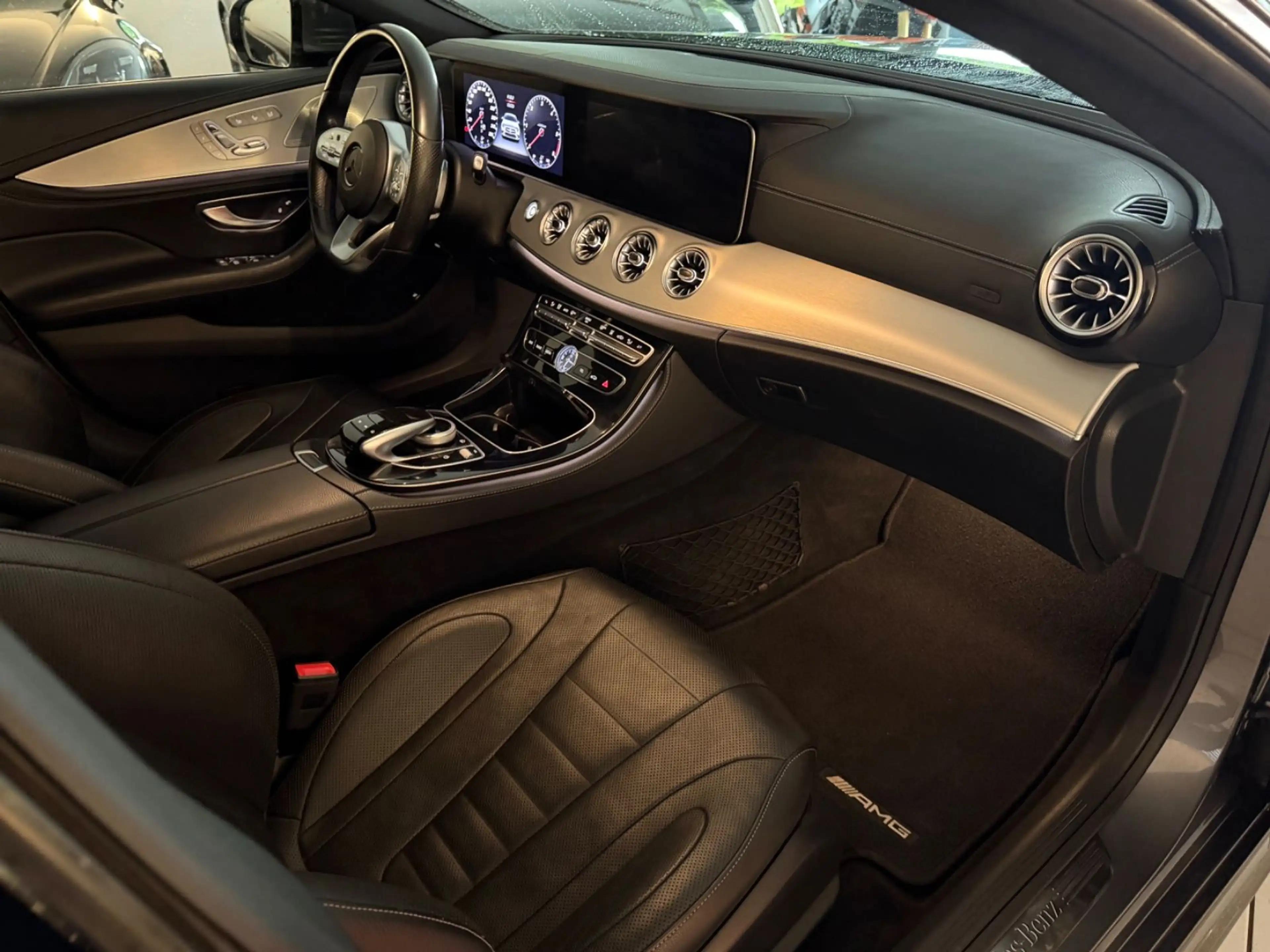 Mercedes-Benz CLS 400 d 4Matic,AMG,Massage,Multibeam,Ambiente — photo 12