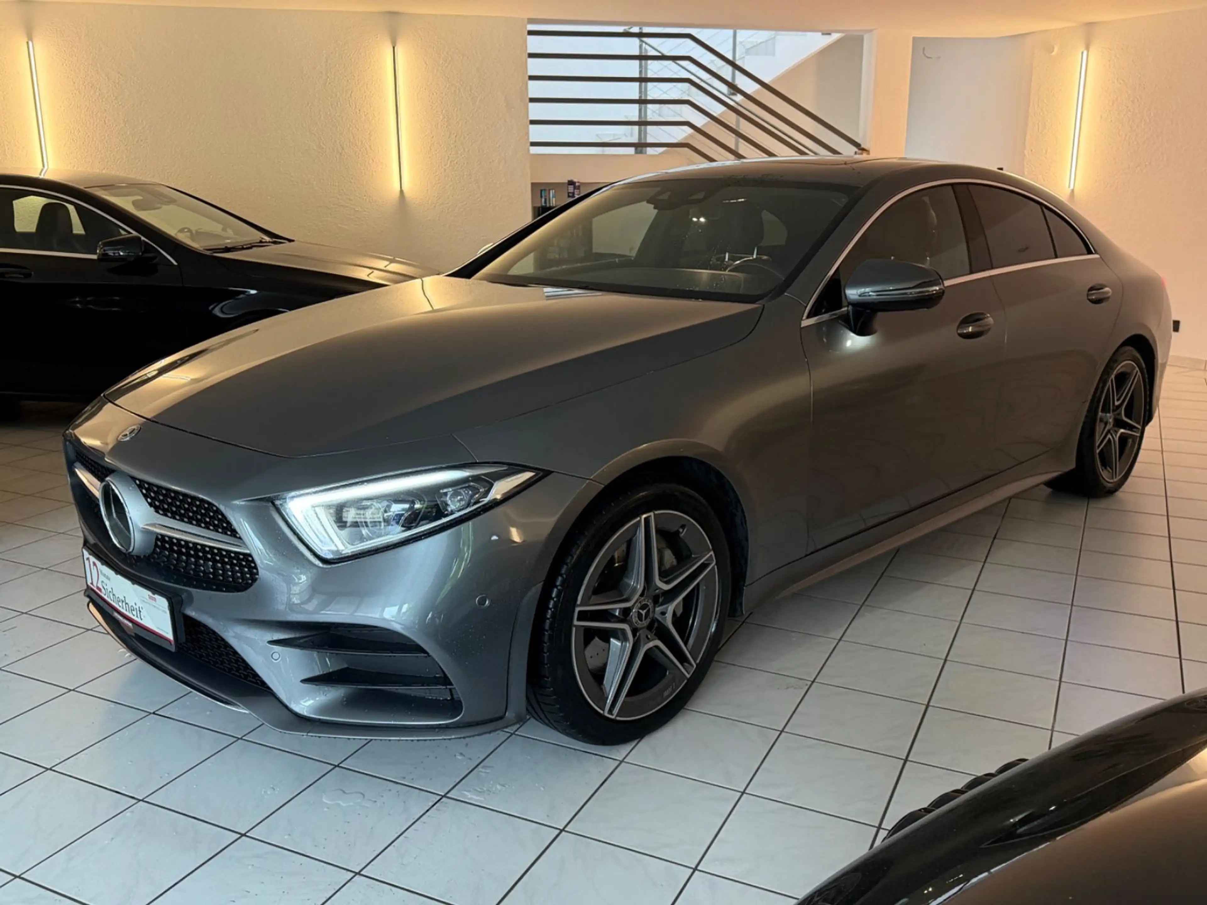 Mercedes-Benz CLS 400 d 4Matic,AMG,Massage,Multibeam,Ambiente — photo 3