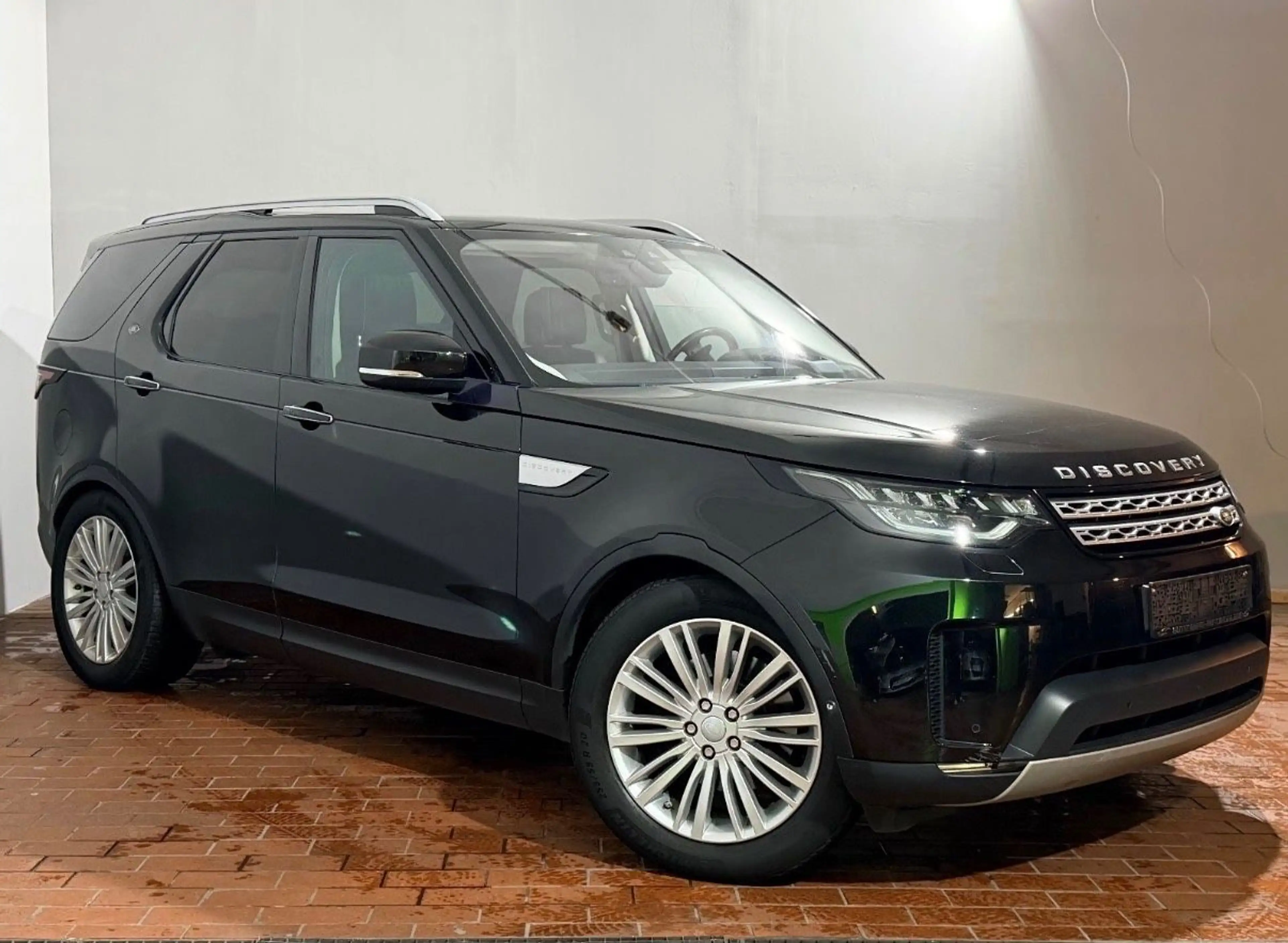 Land Rover Discovery HSE Luxury 7-Sitzer Head-Up 01/28 TÜV — photo 3