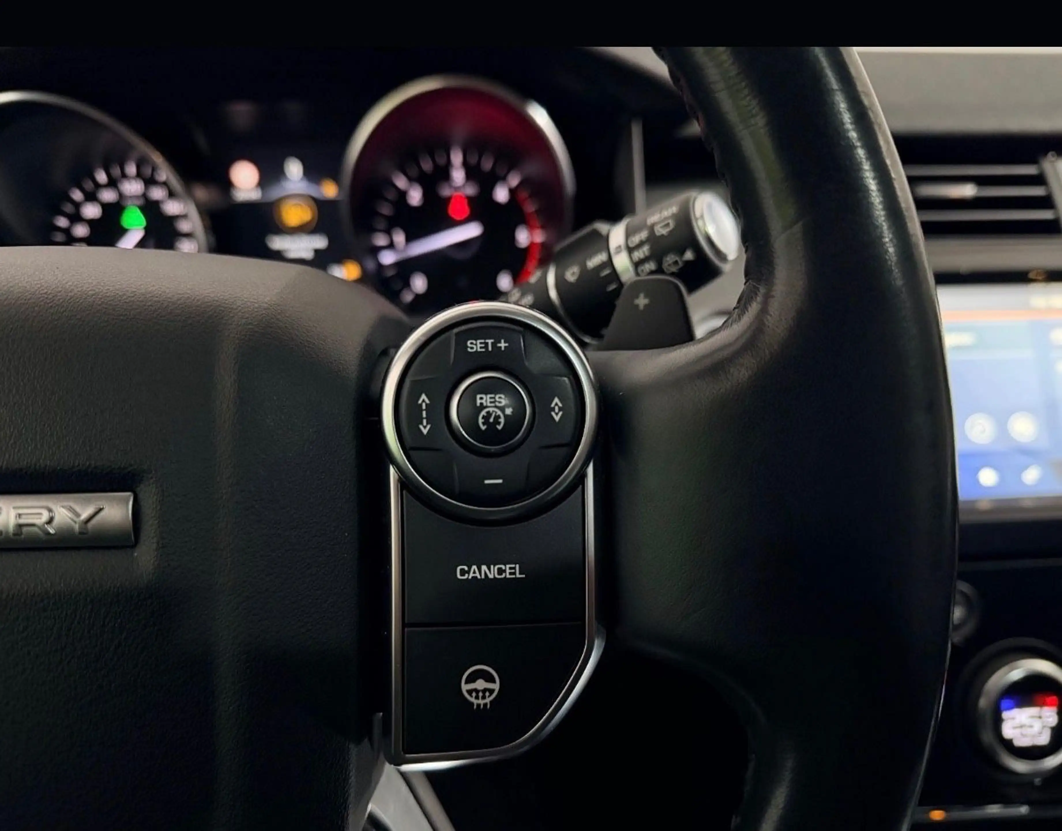 Land Rover Discovery HSE Luxury 7-Sitzer Head-Up 01/28 TÜV — photo 14