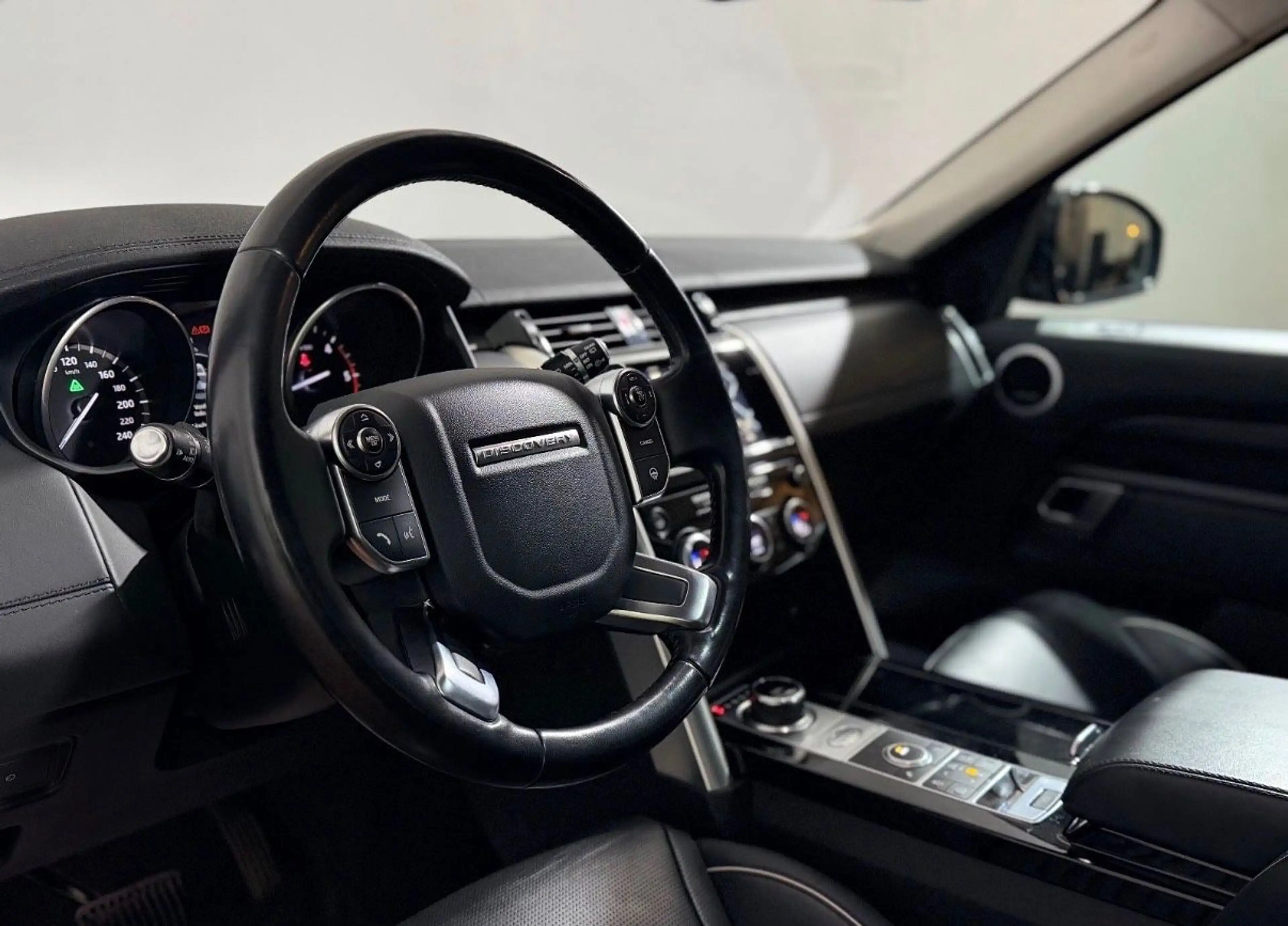 Land Rover Discovery HSE Luxury 7-Sitzer Head-Up 01/28 TÜV — photo 10