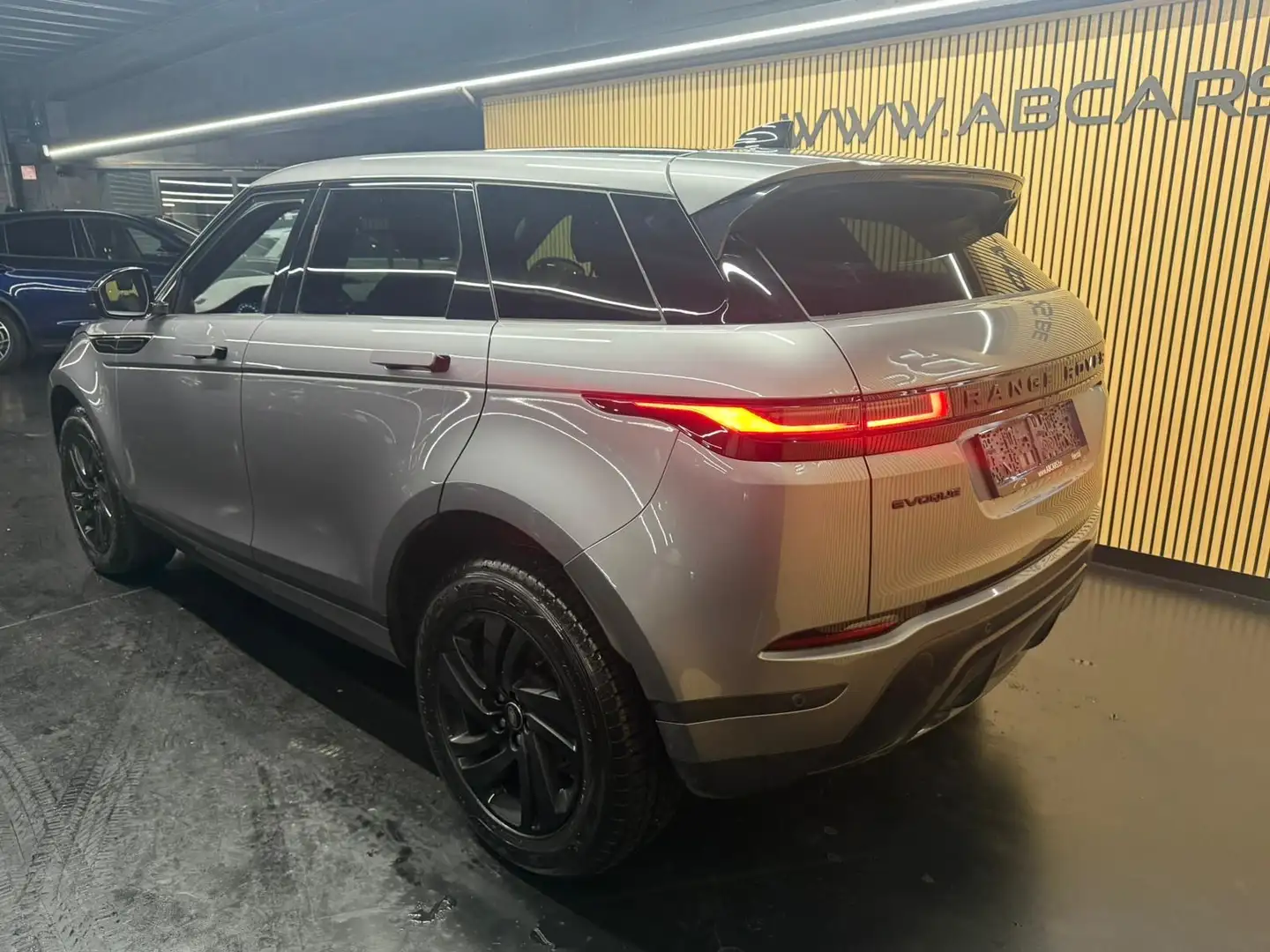 Land Rover Range Rover Evoque 1.5 Turbo MHEV P160 Dynamic SE * GAR 12 MOIS * Grijs - 2