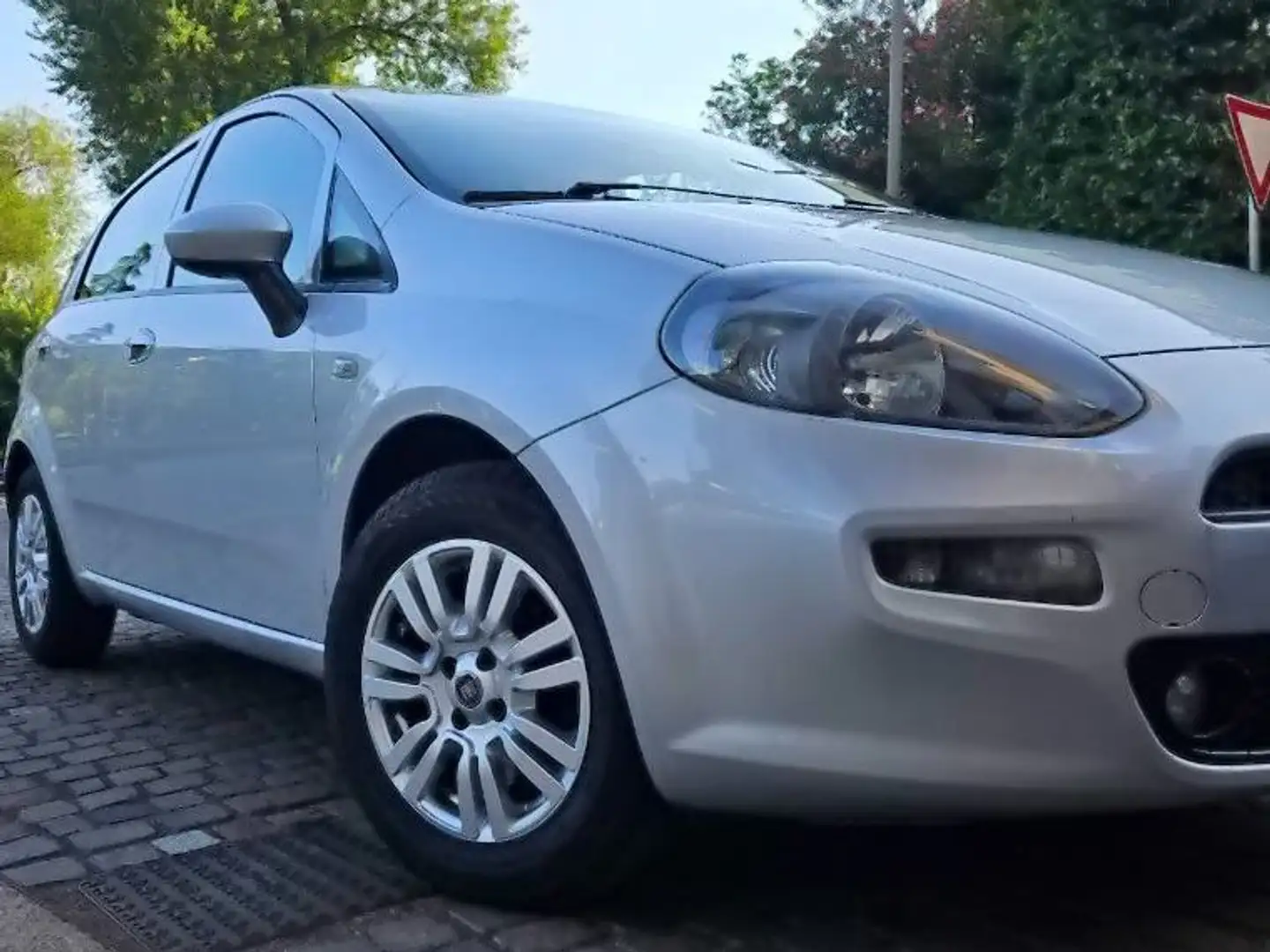 Fiat Punto Punto 5p 1.3 mjt Lounge s Grigio - 1