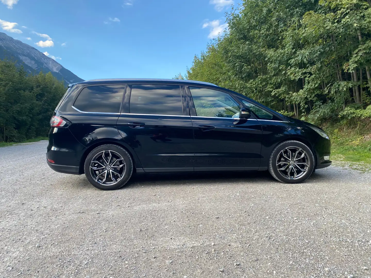 Ford Galaxy Galaxy 2,0 TDCi AWD Titanium Start/Stop Powershift Titanium Schwarz - 2