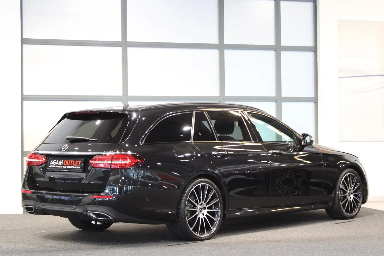Mercedes-Benz E 200 Estate Business Solution AMG Premium | Panorama da Zwart - 2