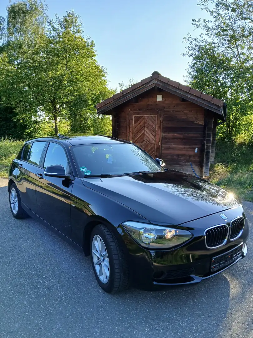 BMW 118 118i Sport Line Schwarz - 2