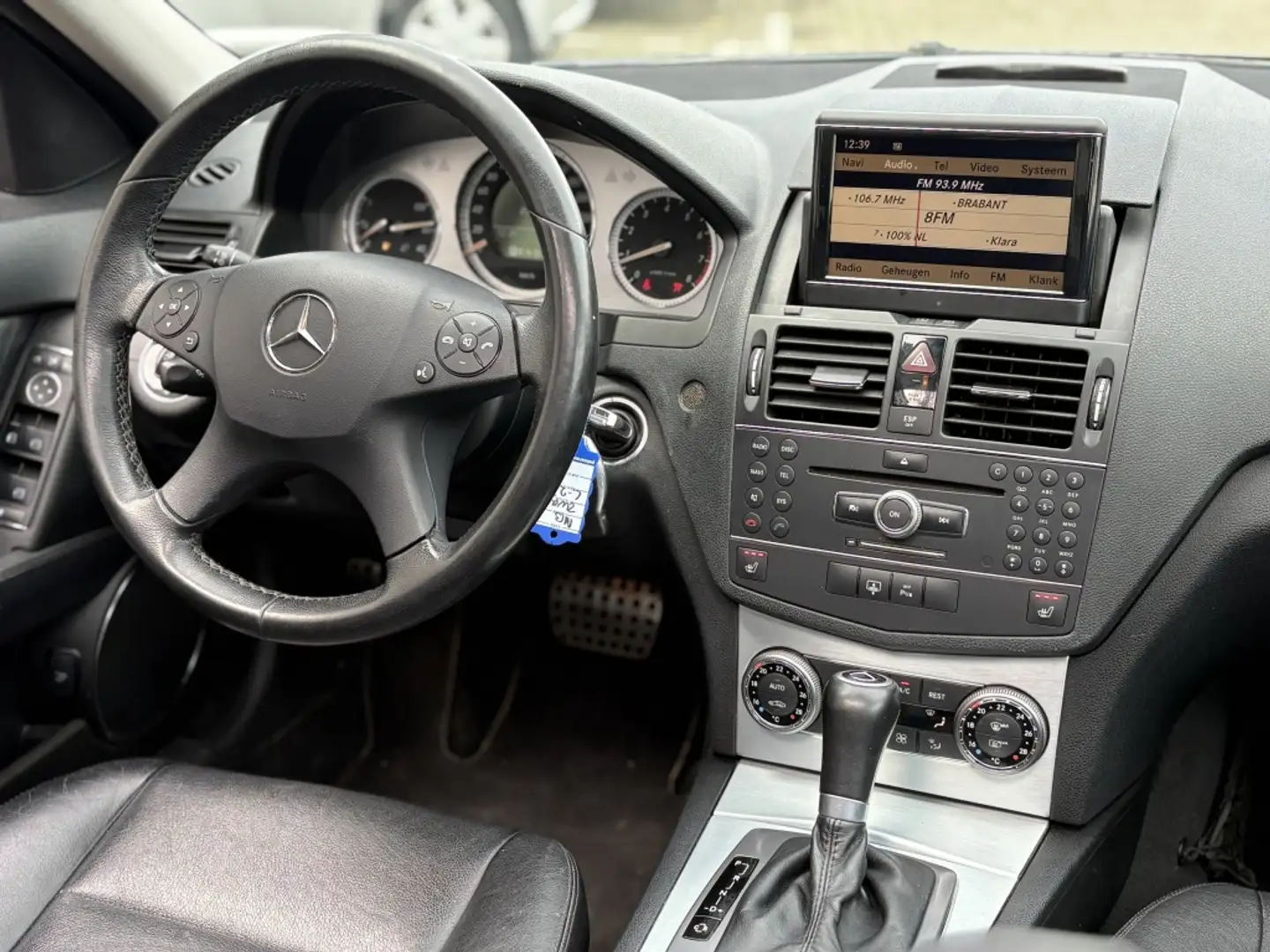 Mercedes-Benz C 280 Avantgarde V6 AMG PANO NAVI ECC Schwarz - 2