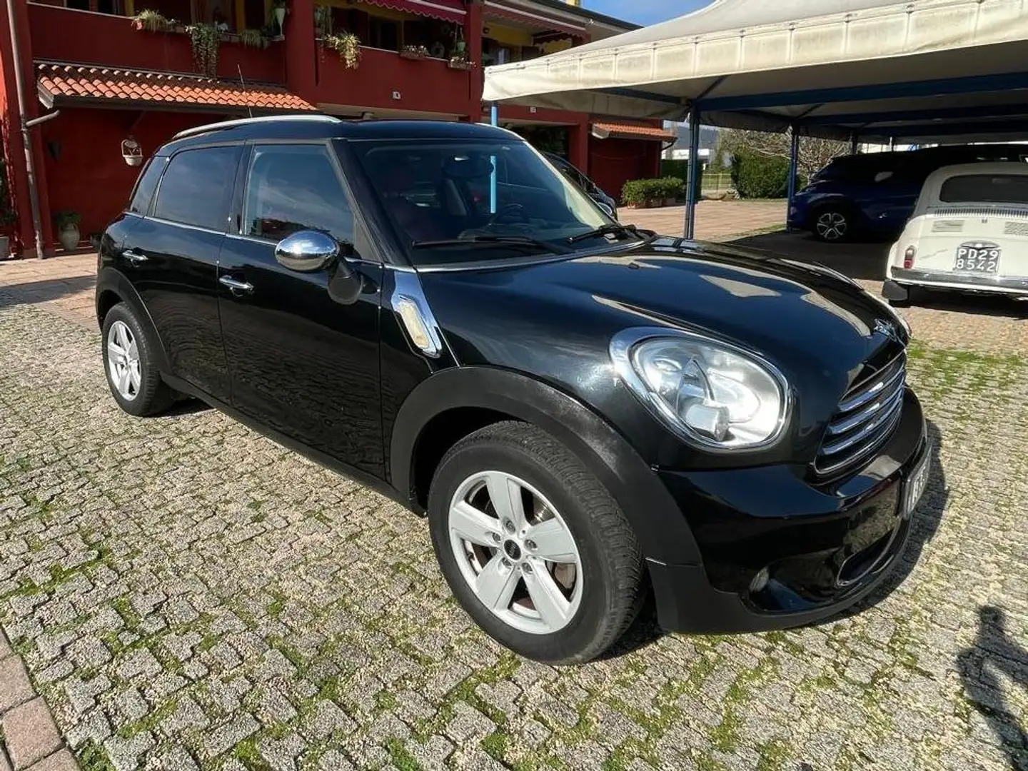 MINI One Countryman Mini Countryman 1.6 One Чёрный - 2
