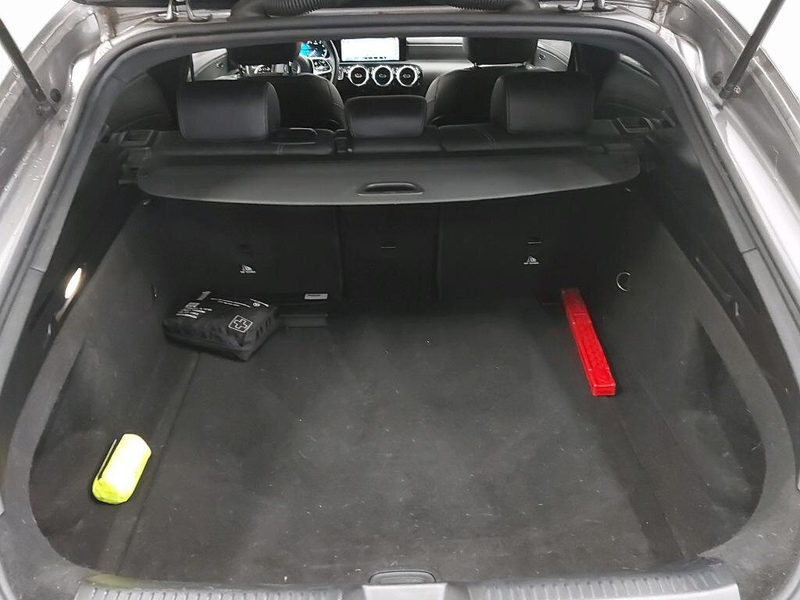 Mercedes-Benz CLA 180 136PK - ZETELVERWARMING - NAVI — photo 6