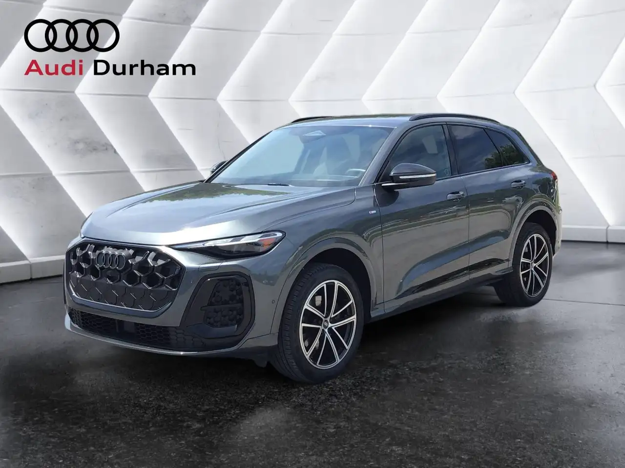 2025 Audi Q5 photo 2025 Audi Q5