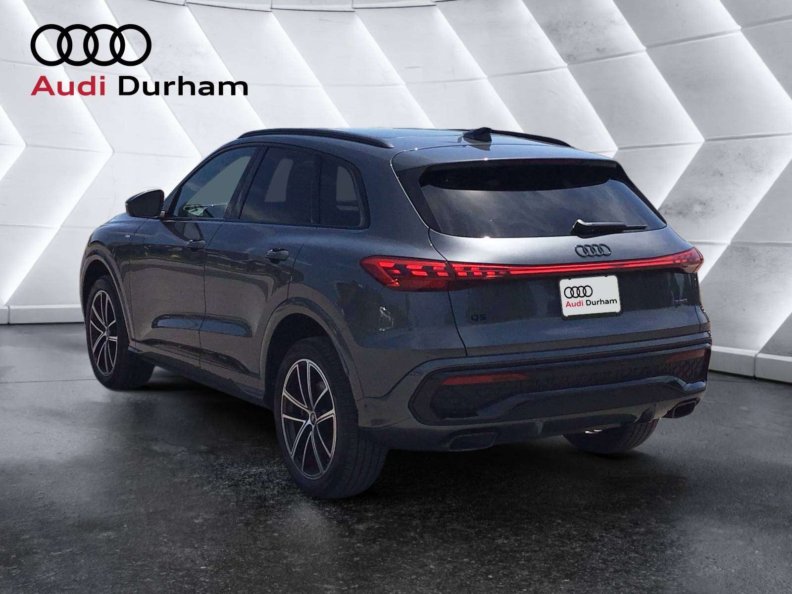 2025 Audi Q5 2.0T quattro + S-Line Blk Pkg | Pano Sunroof — снимка 1