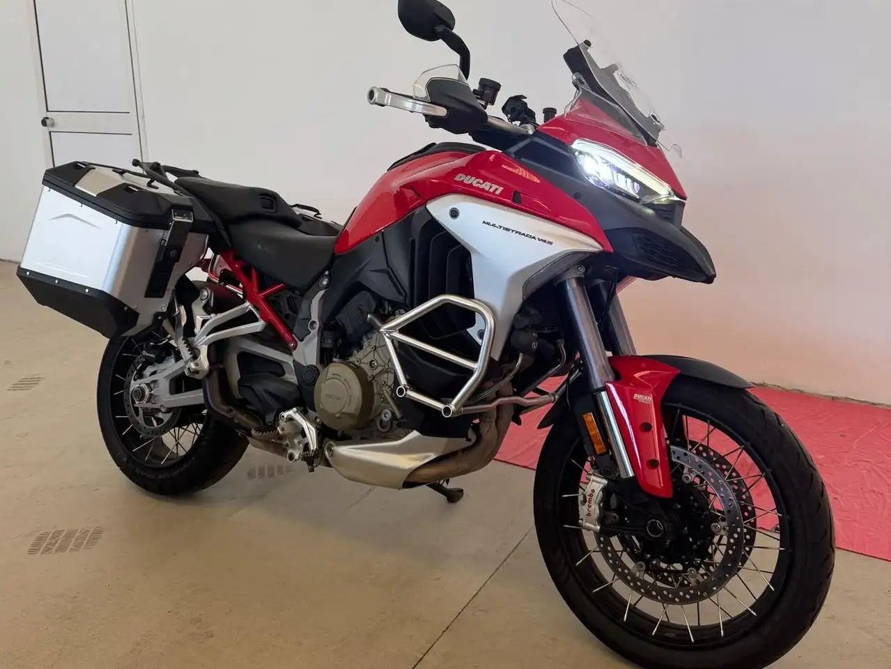 Ducati Multistrada V4 S