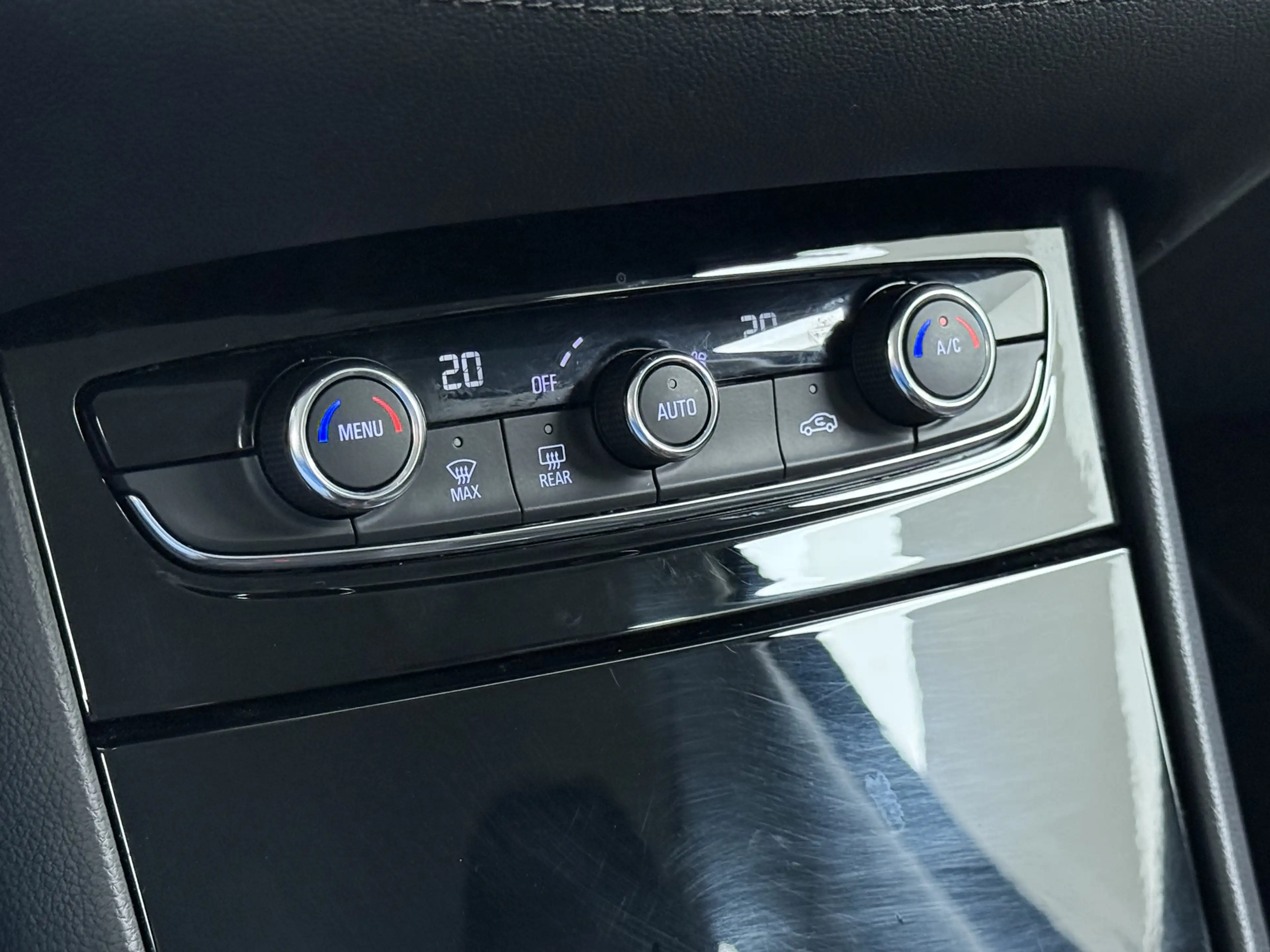 Opel Grandland X 1.2T 131pk Camera Apple/Android Elek.klep Bordherk — photo 36
