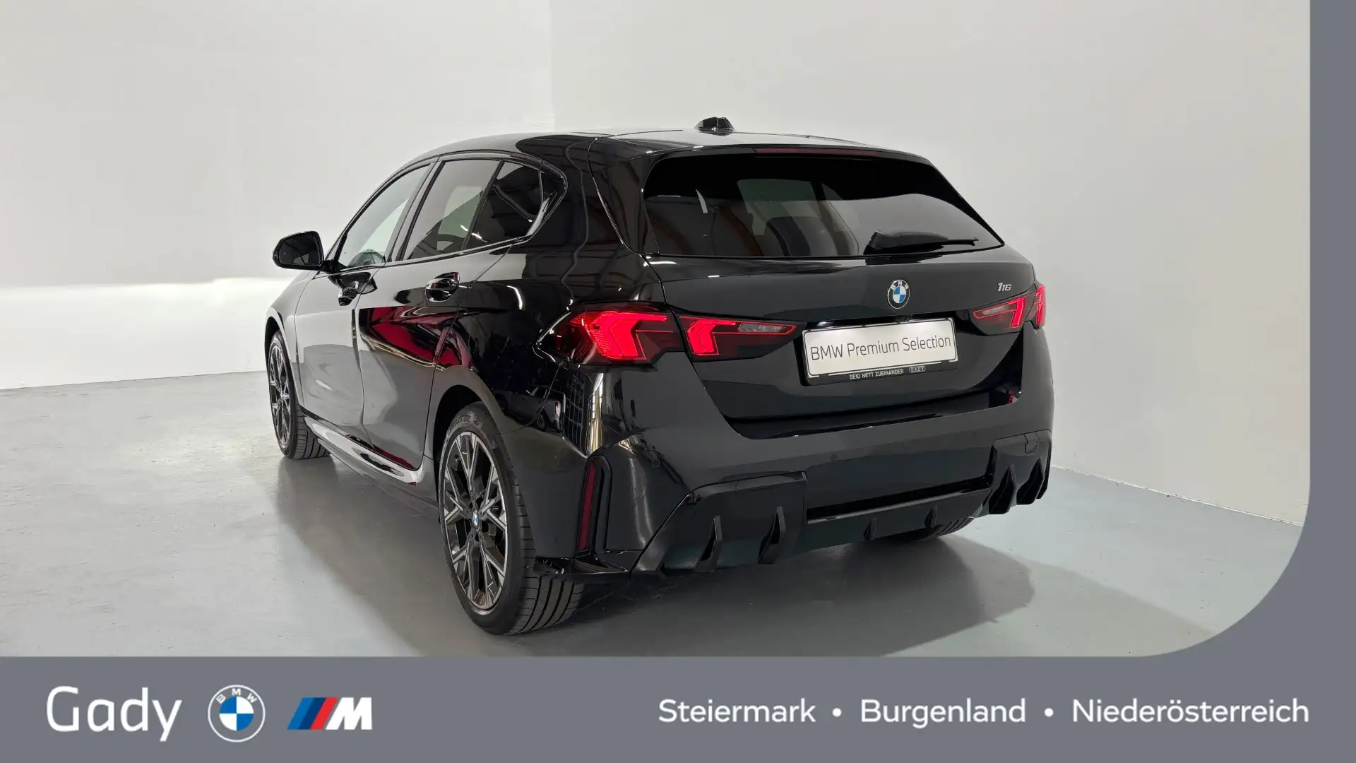 BMW 116 i Schwarz - 2