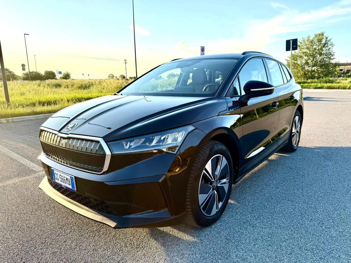 Skoda Enyaq IV 60 EXECUTIVE Nero - 1