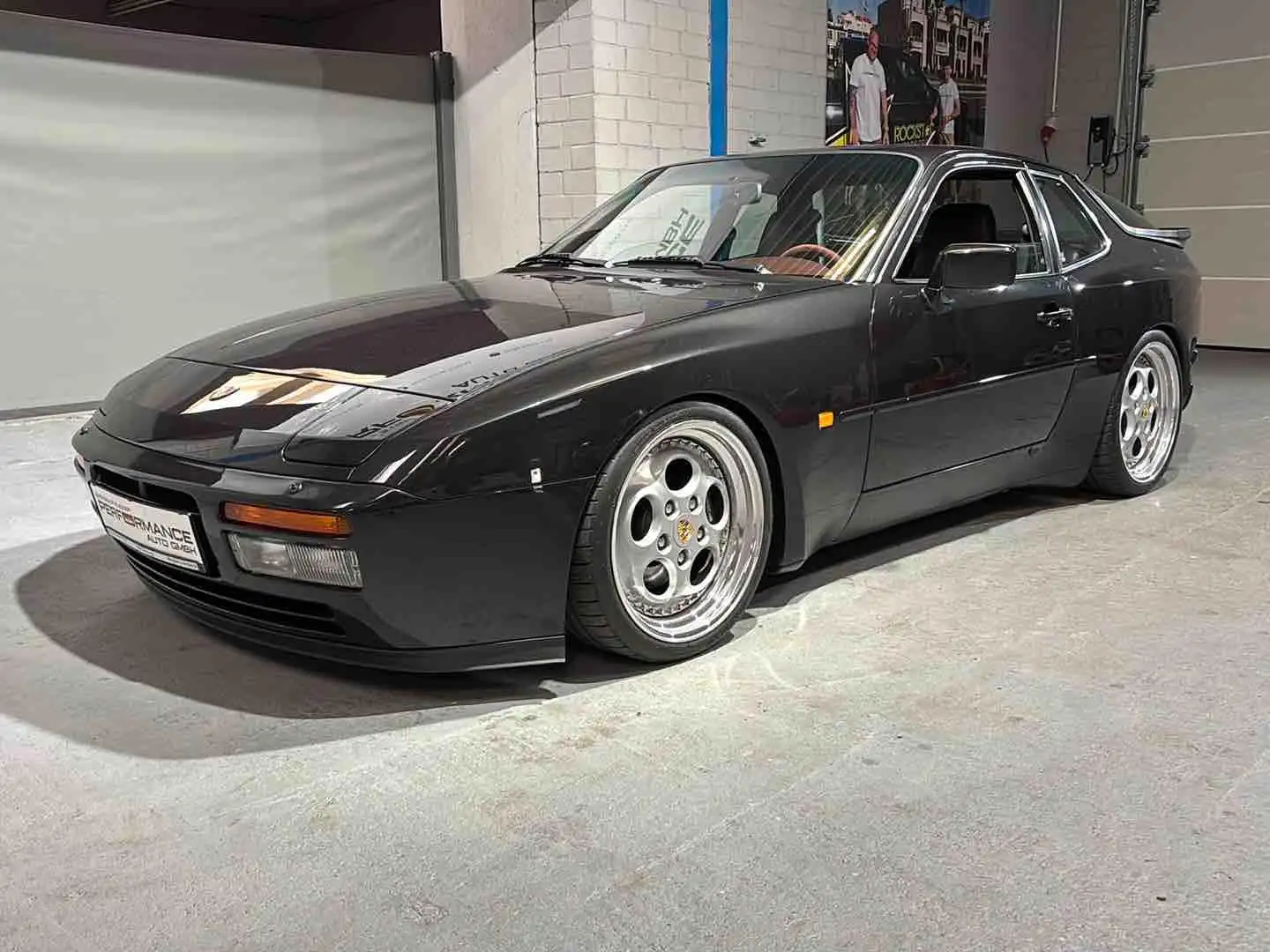 Porsche 944 Turbo Leder 18" Jahreswagenzustand Schwarz - 1