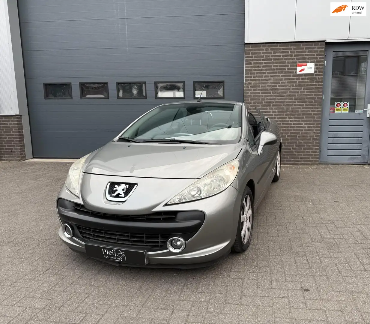 Peugeot 207 CC 1.6 VTi Gris - 1