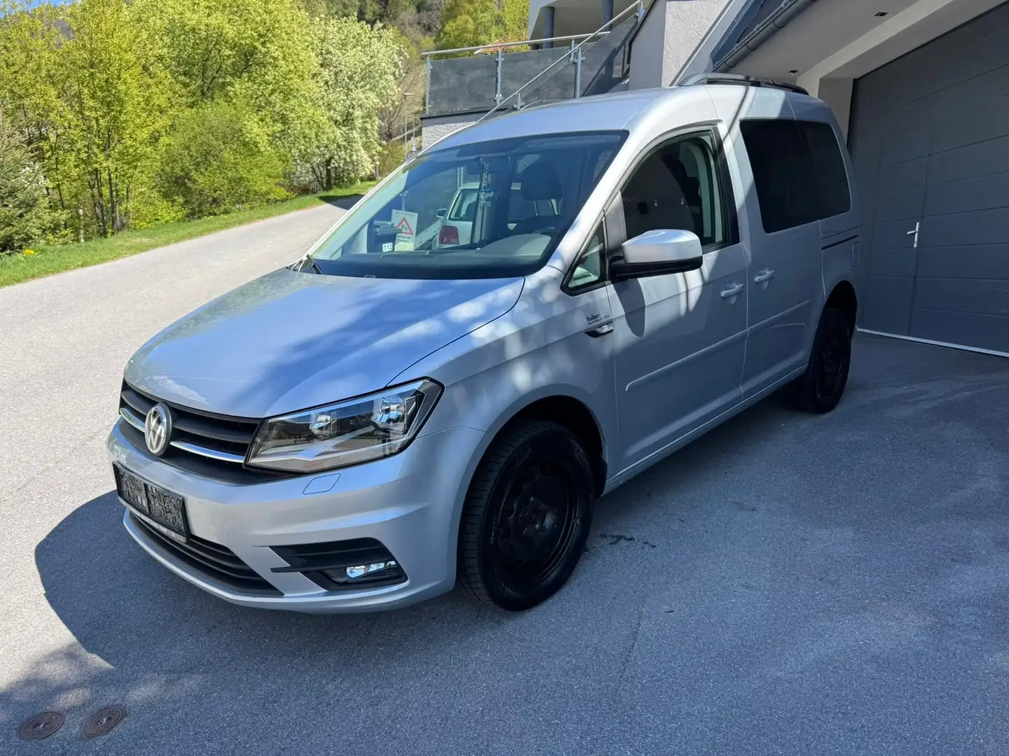 Volkswagen Caddy Kombi Family 2,0 TDI 4MOTION - 1