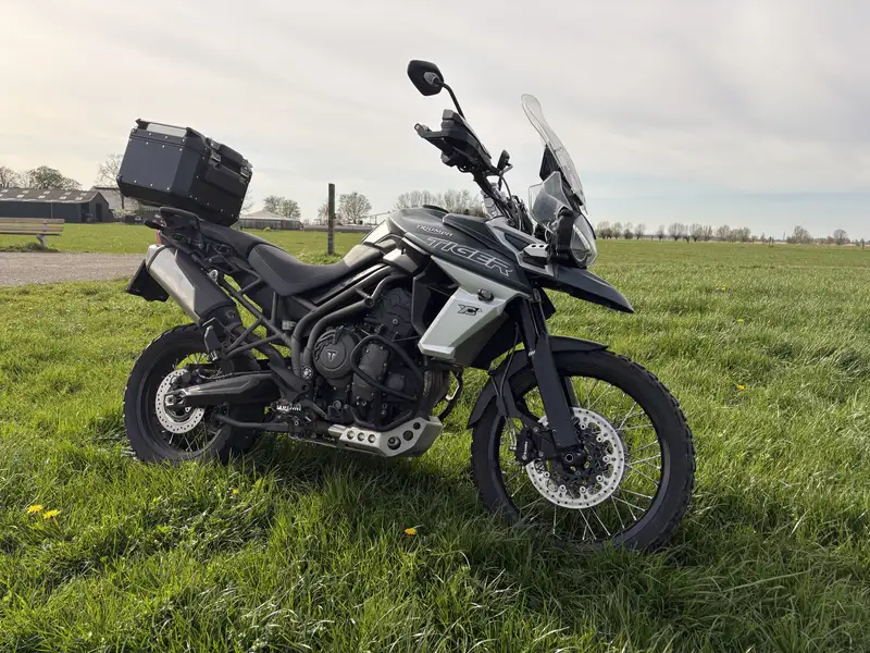 Triumph Tiger 800 - foto 4