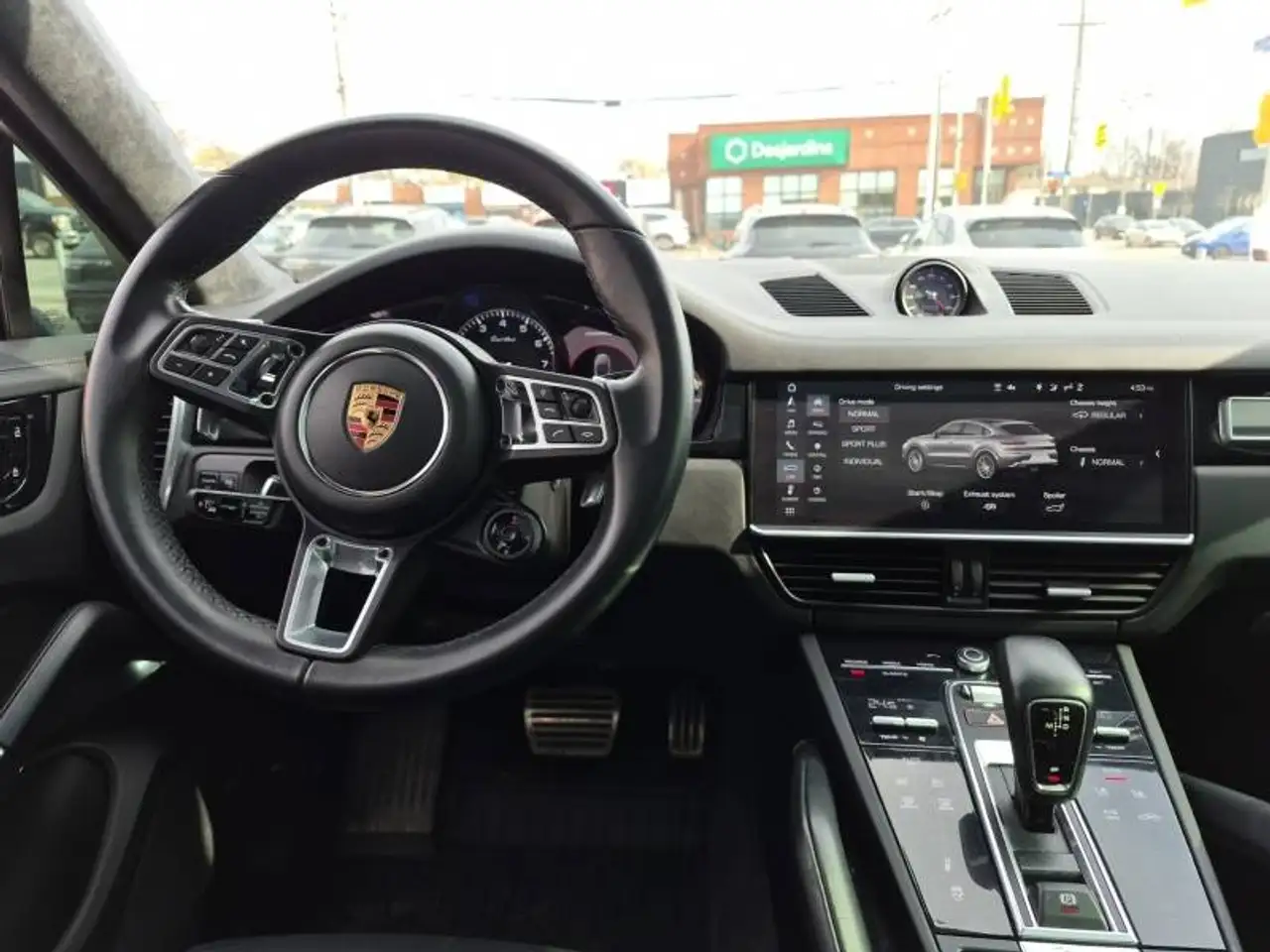Porsche Cayenne снимка Porsche Cayenne