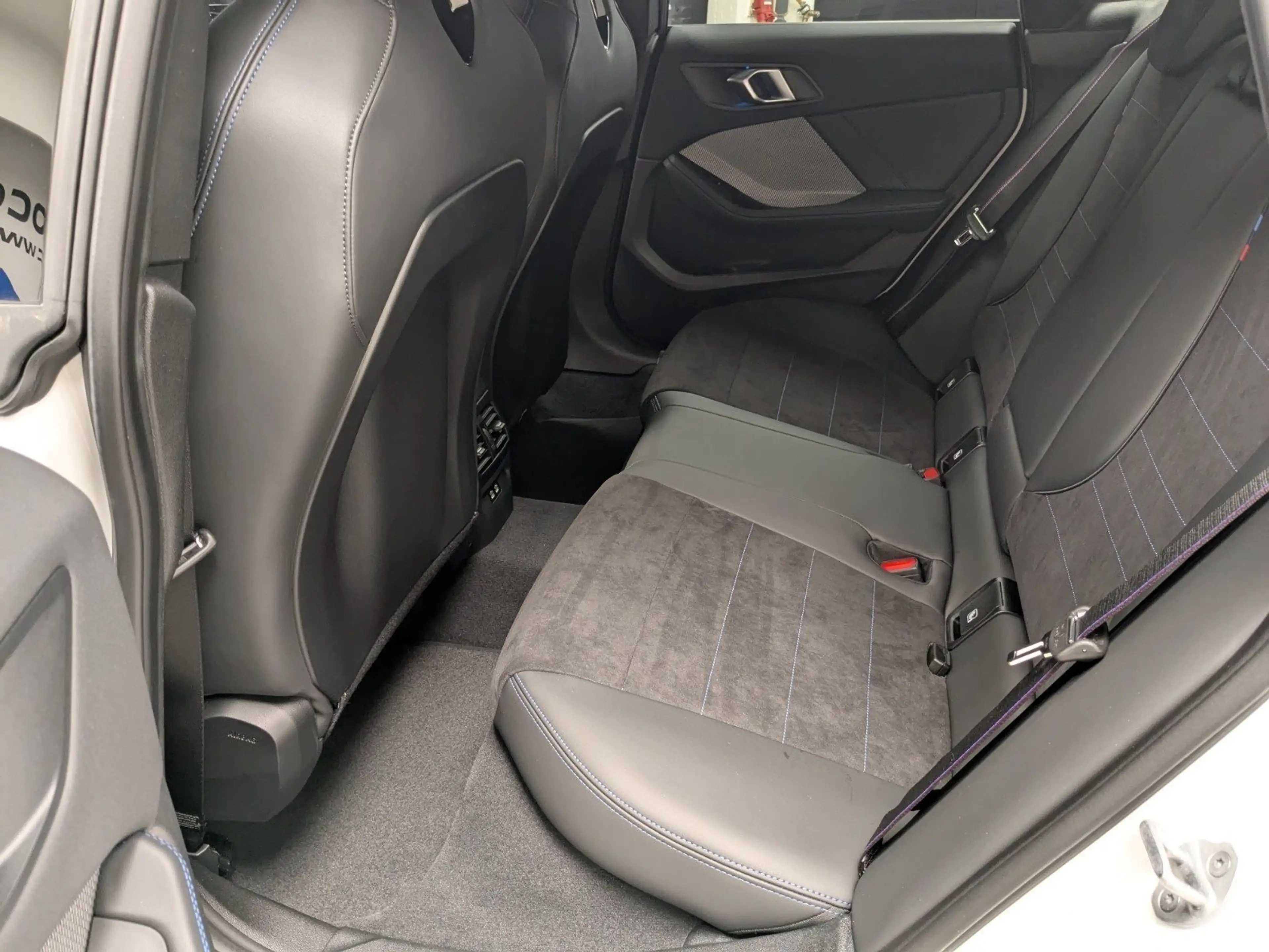 BMW 235 M235 xDrive M Sportpaket Pro / Komfortzugang / Har — photo 14