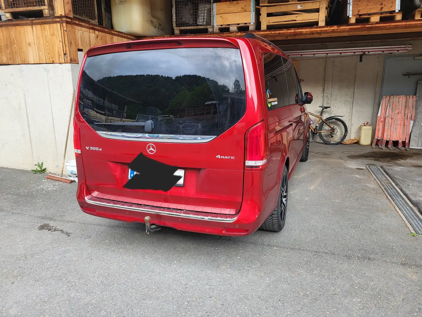 Mercedes-Benz V 300 V 300 d 4Matic lang Exclusive Rot - 2