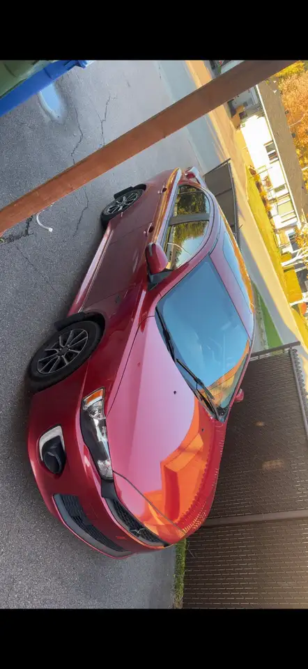 Mitsubishi Lancer снимка Mitsubishi Lancer
