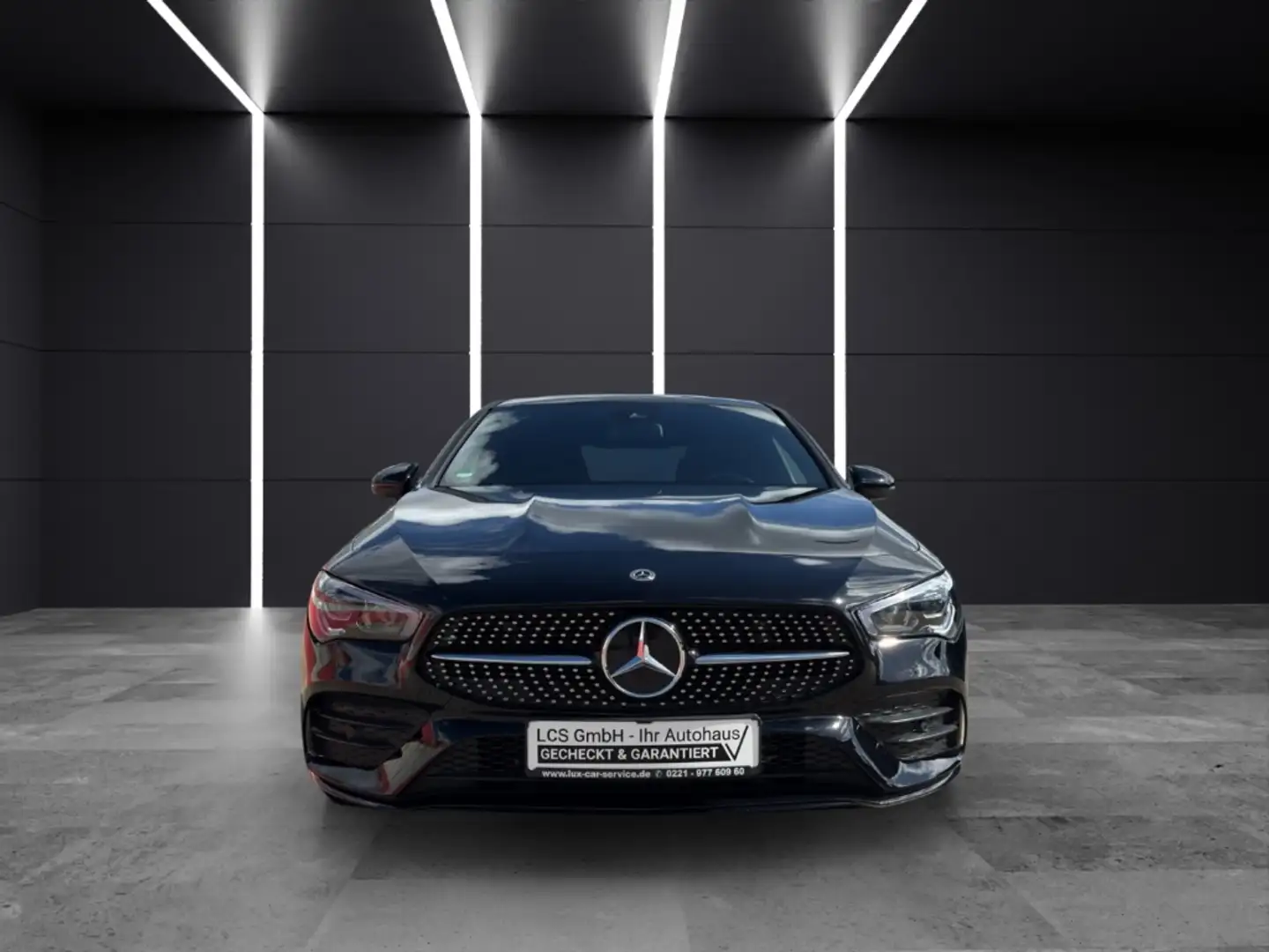 Mercedes-Benz CLA 180 AMG Line Sportpaket Navi Digital Cockpit LED Schwarz - 2