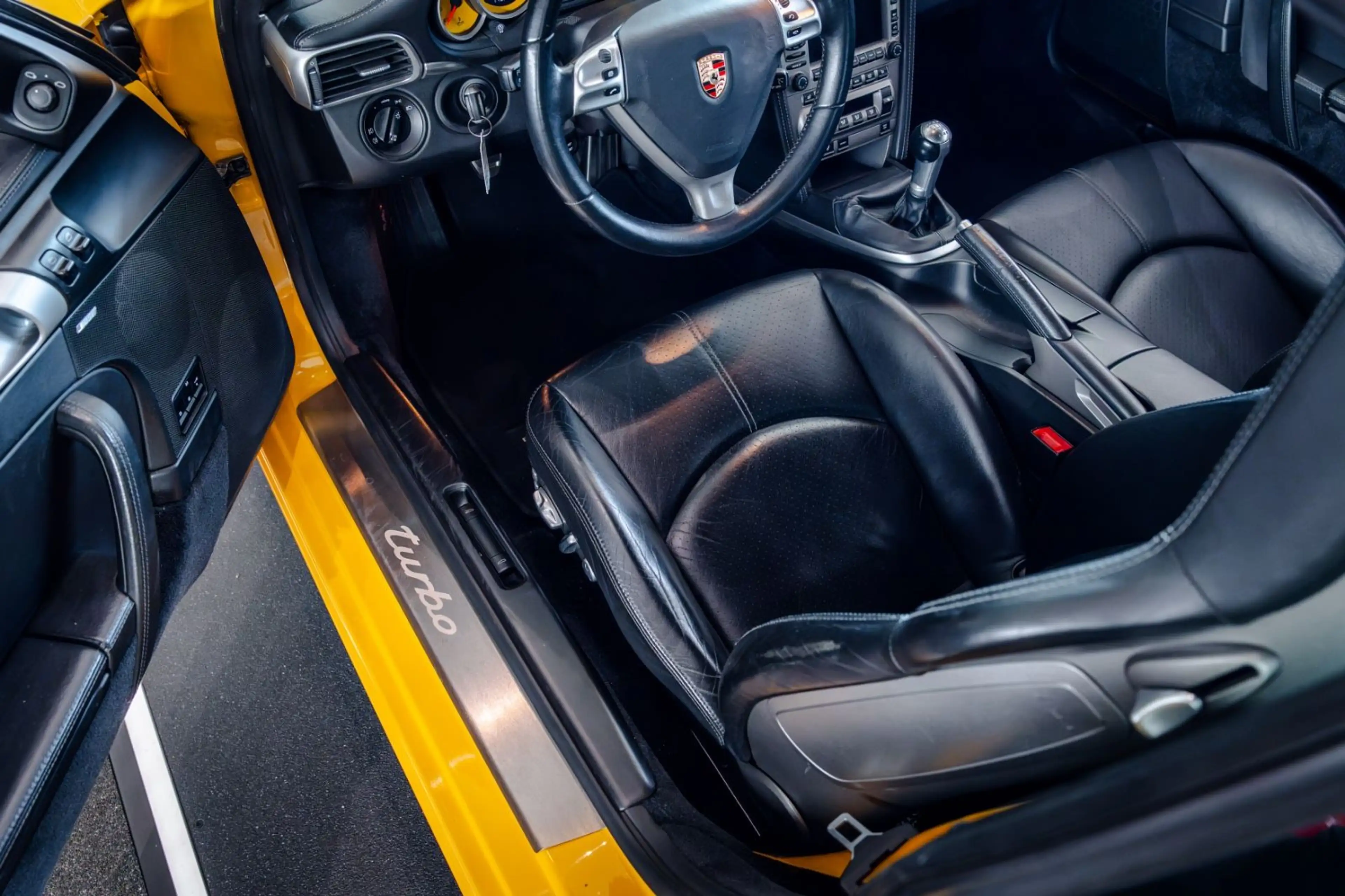 Porsche 997 Turbo*Schalter*Deutsch*PCCB* — photo 12