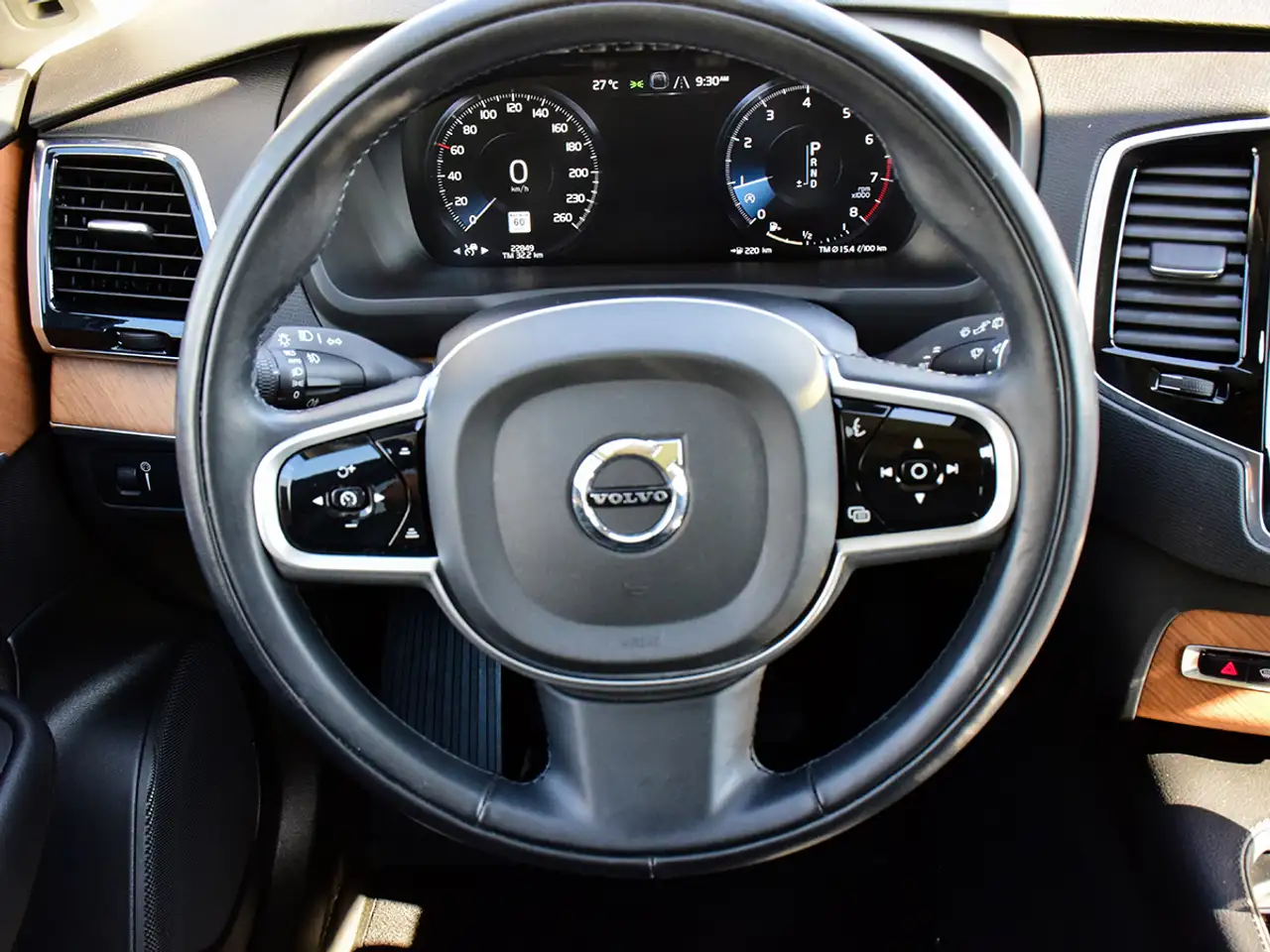 Volvo XC90 снимка Volvo XC90