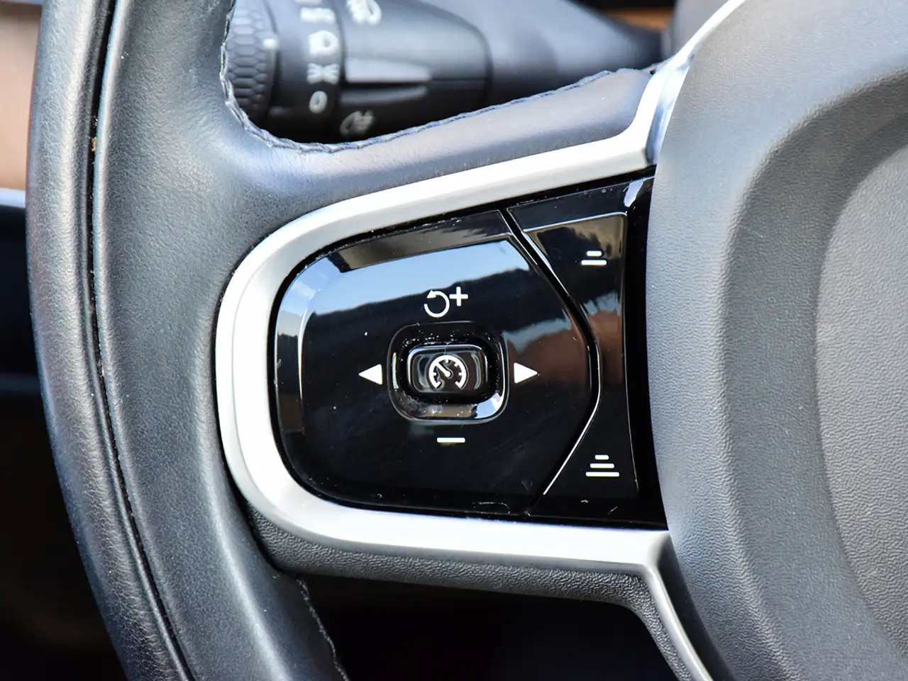 Volvo XC90 снимка Volvo XC90