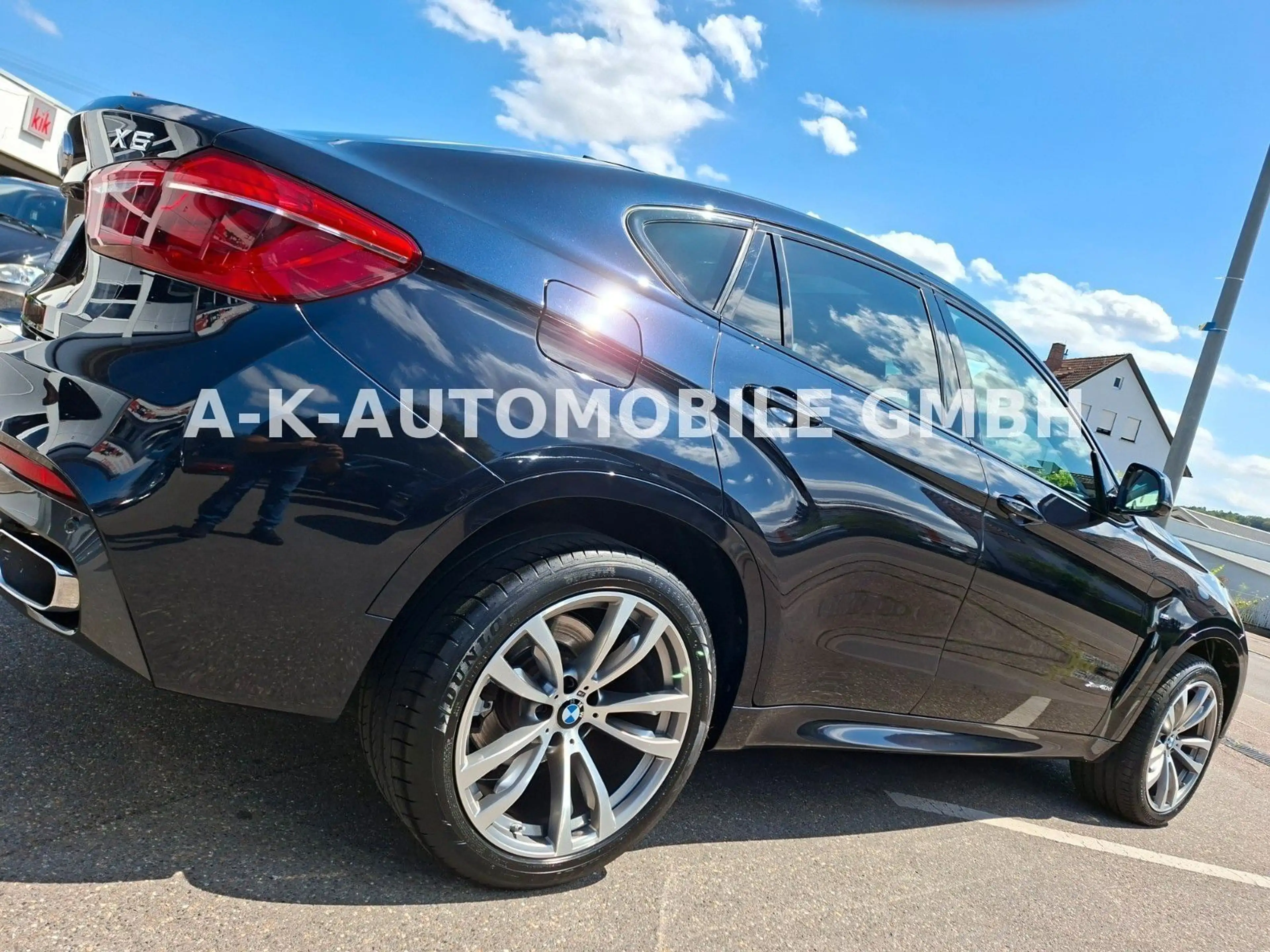 BMW X6 xDrive 40d Sport-Paket M / M-Technic — photo 11