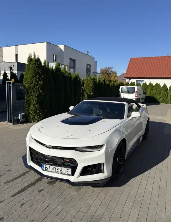 Chevrolet Camaro 2017 из Европы — купить под ключ