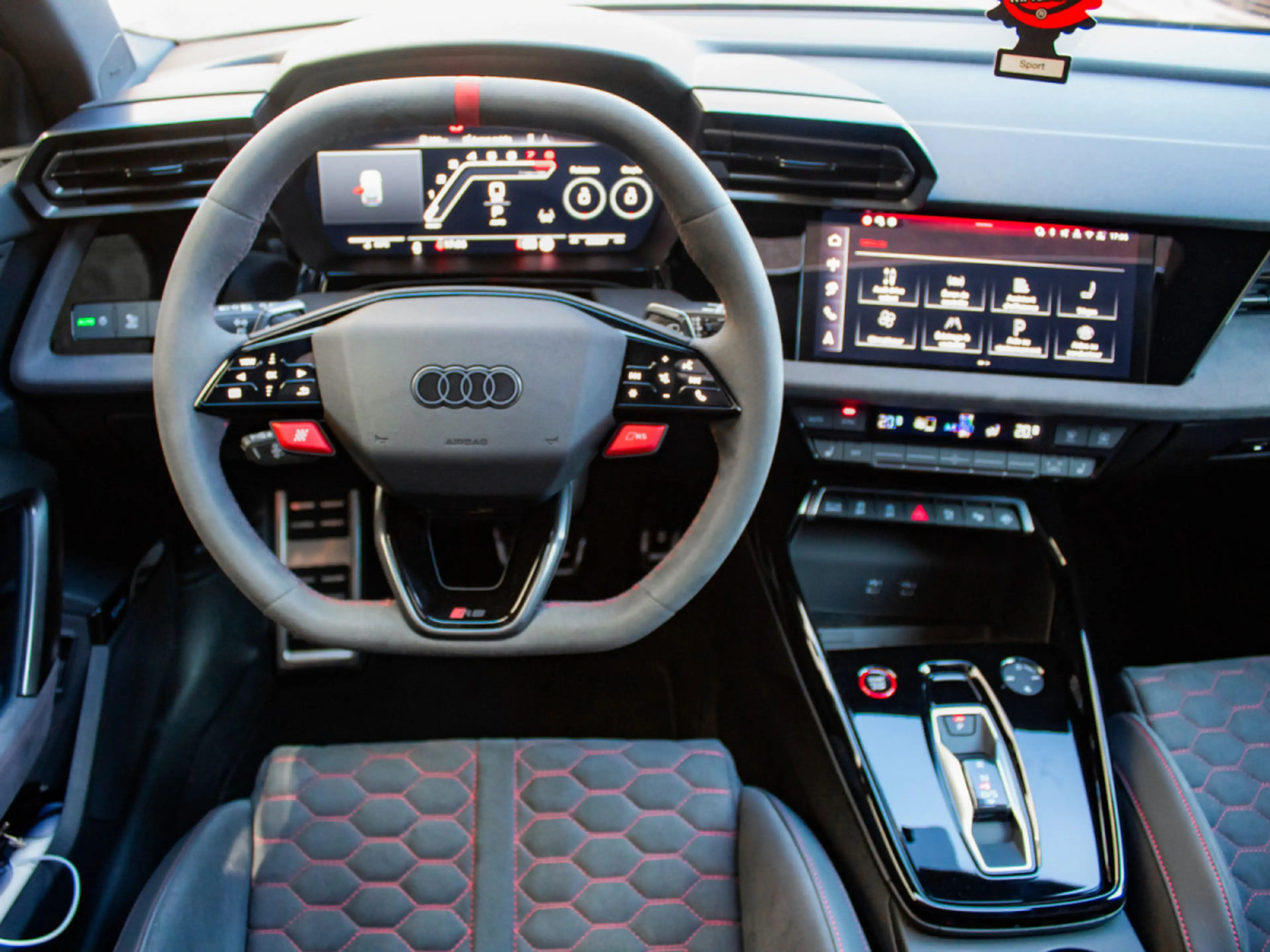 Audi RS3 5 cylindres 2.5L 400 PACK RS + CARBON SEAT — photo 12