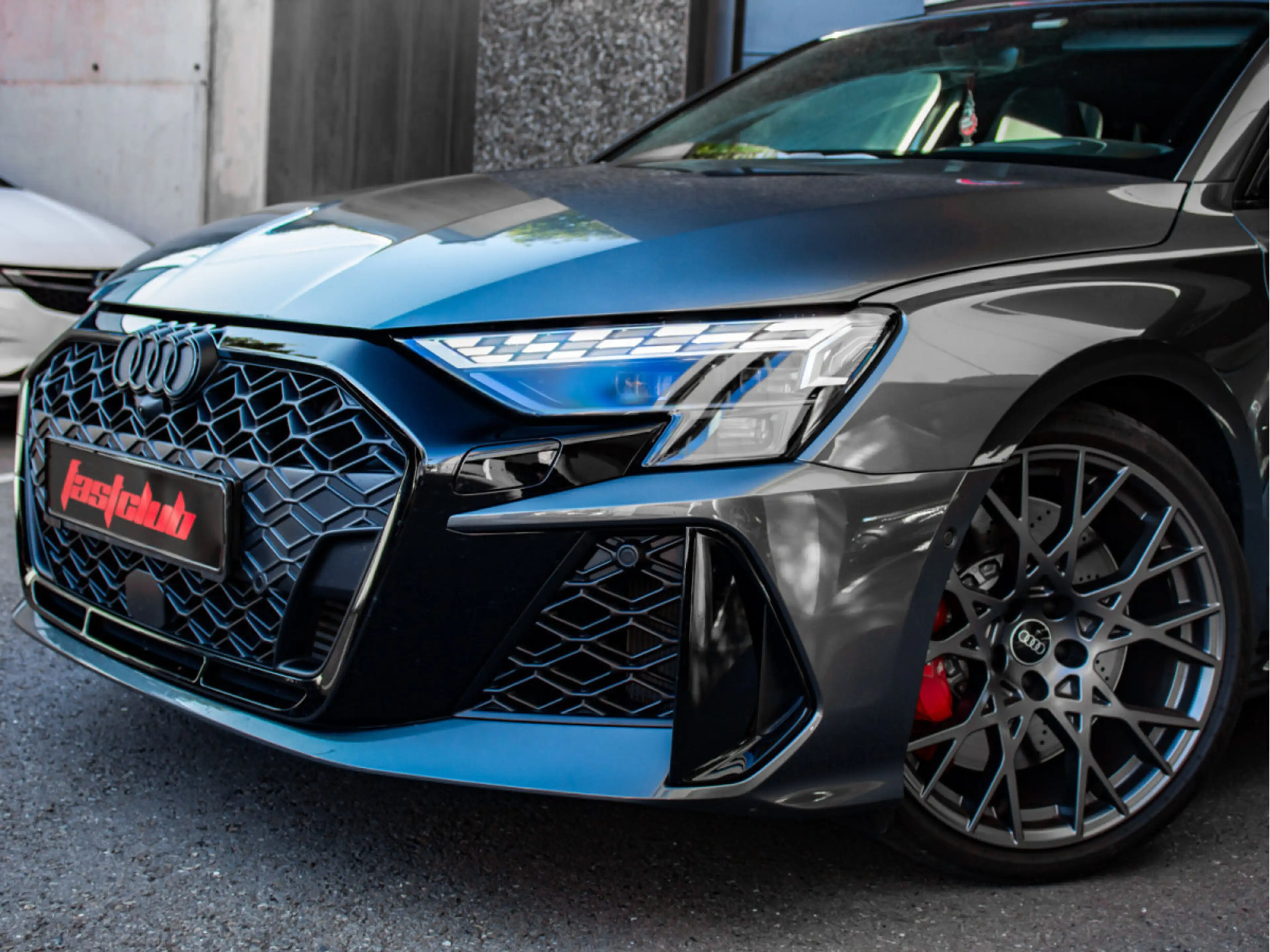 Audi RS3 5 cylindres 2.5L 400 PACK RS + CARBON SEAT — photo 2
