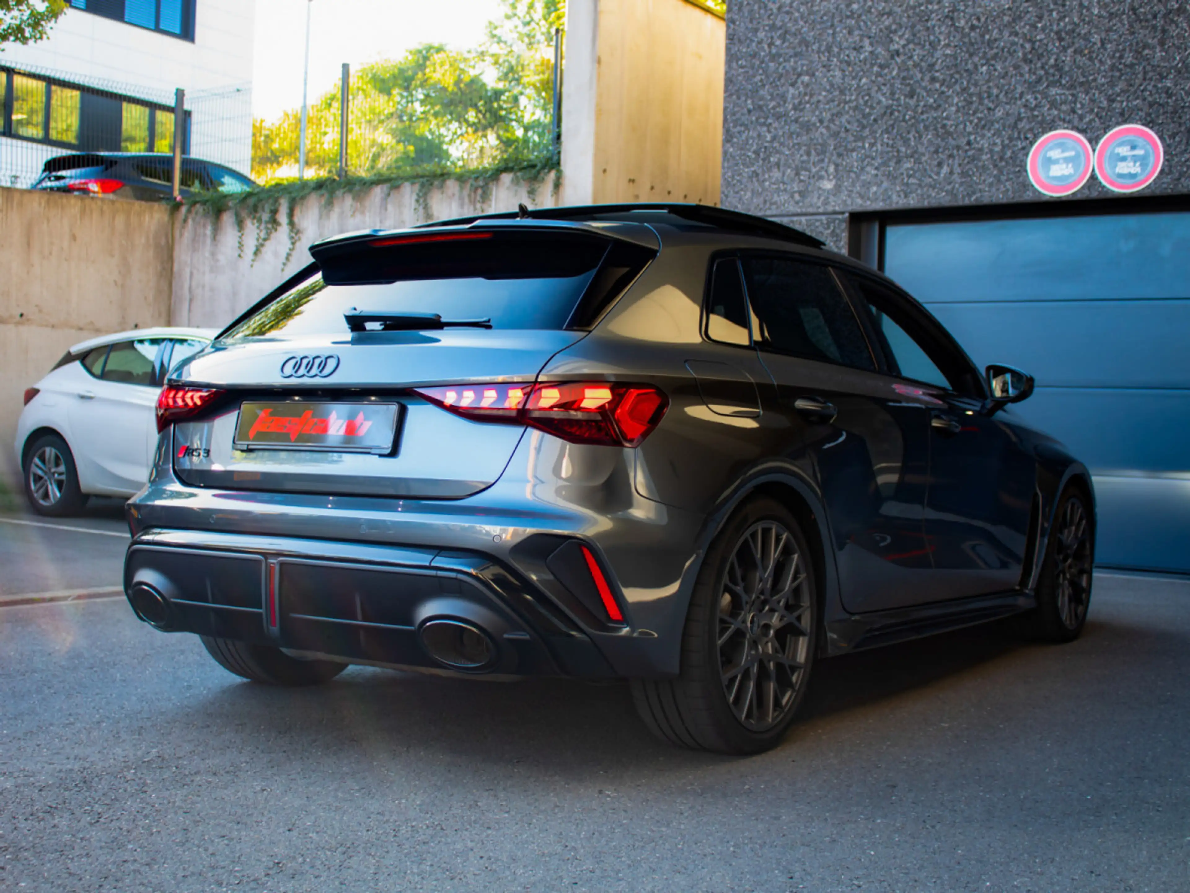 Audi RS3 5 cylindres 2.5L 400 PACK RS + CARBON SEAT — photo 7