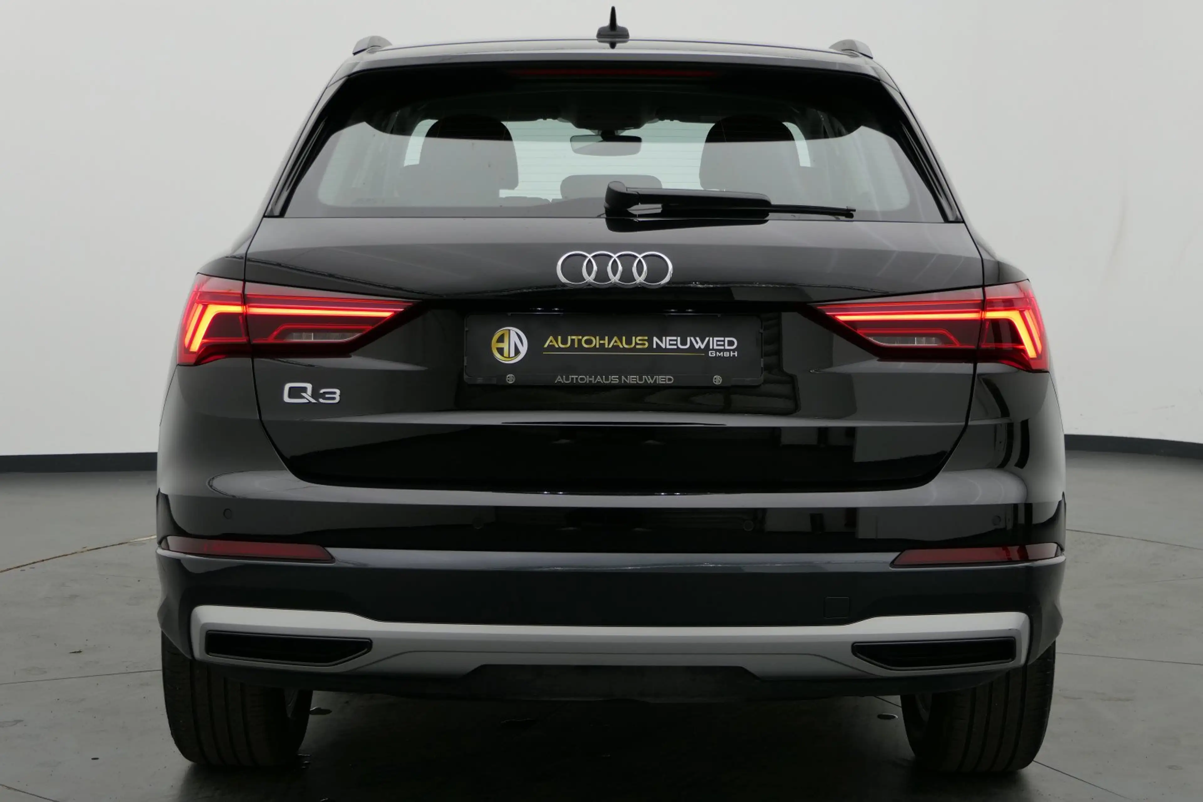 Audi Q3 Q3 35 TFSI S tronic advanced+LED-SW+AHK+STANDHZ+ — photo 11