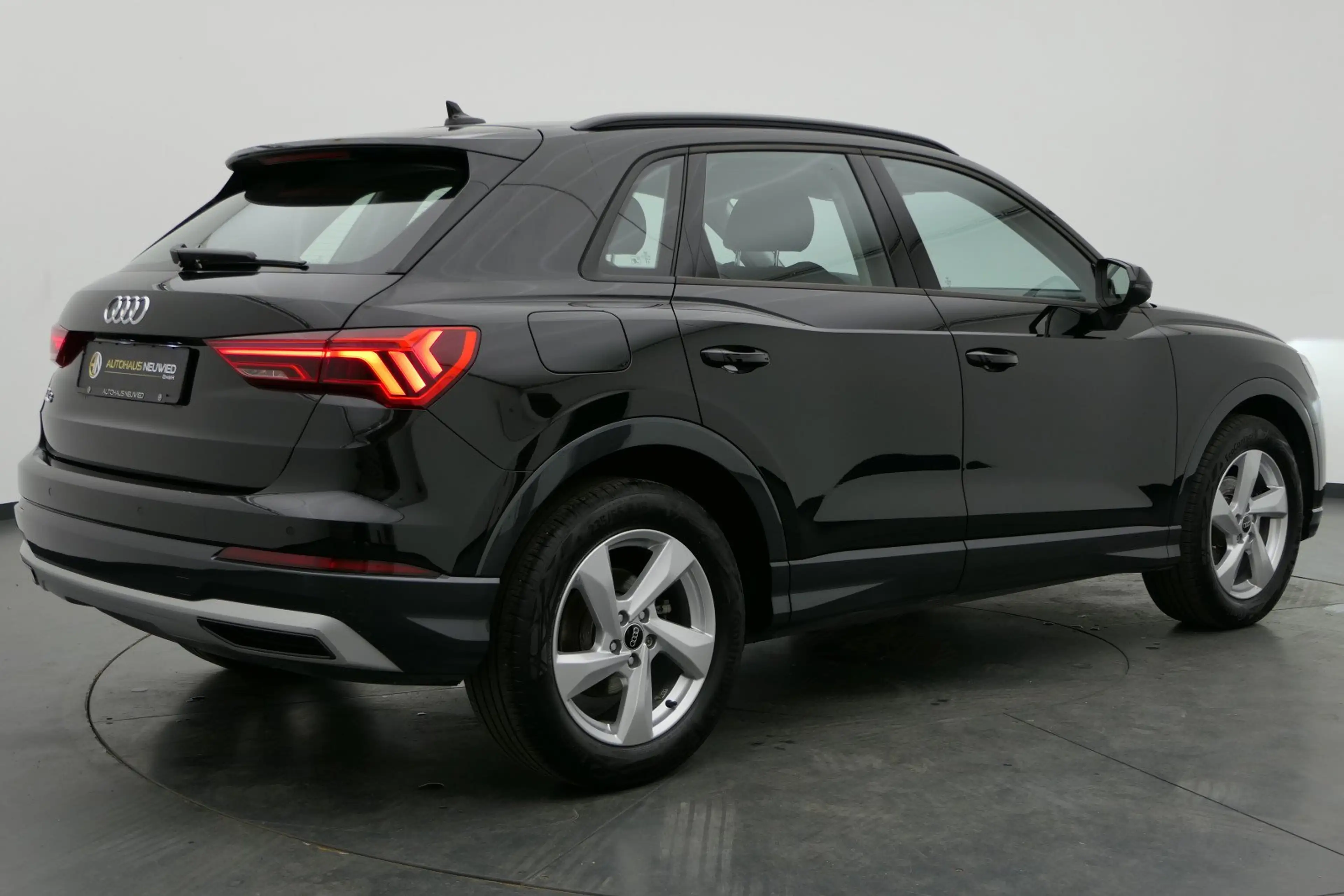 Audi Q3 Q3 35 TFSI S tronic advanced+LED-SW+AHK+STANDHZ+ — photo 13