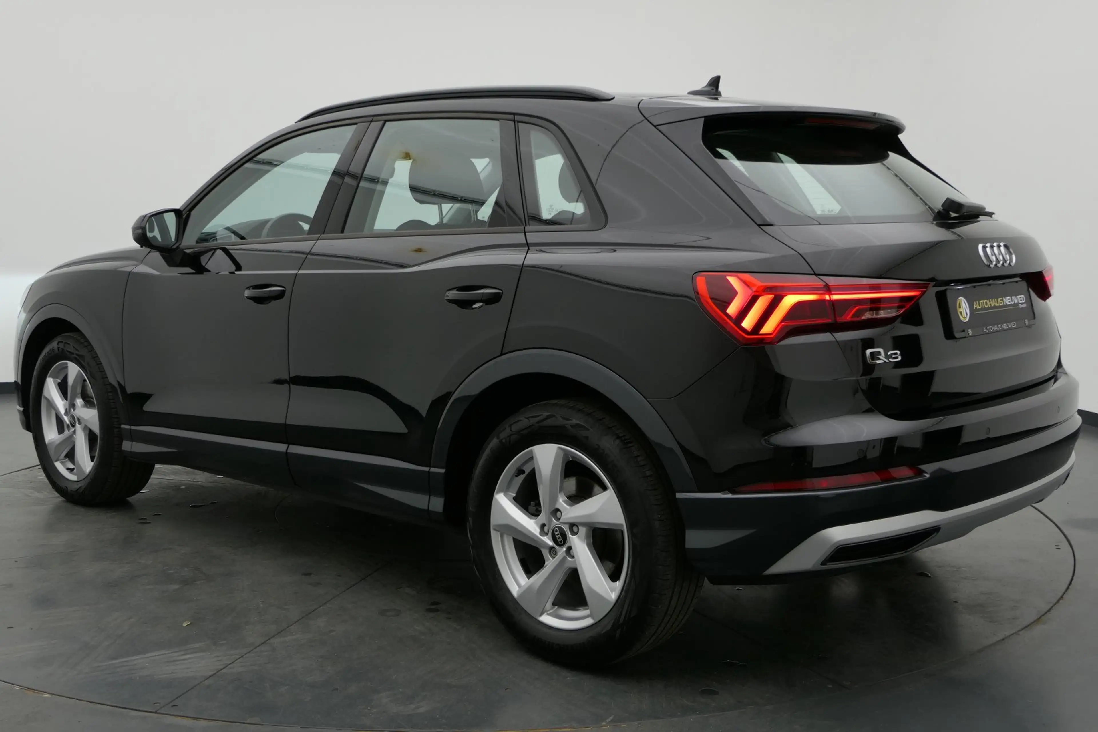 Audi Q3 Q3 35 TFSI S tronic advanced+LED-SW+AHK+STANDHZ+ — photo 9