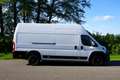 Peugeot Boxer 435 2.2 BlueHDi 165 L4H3 Zwaar Premium in Topstaat Wit - thumbnail 3