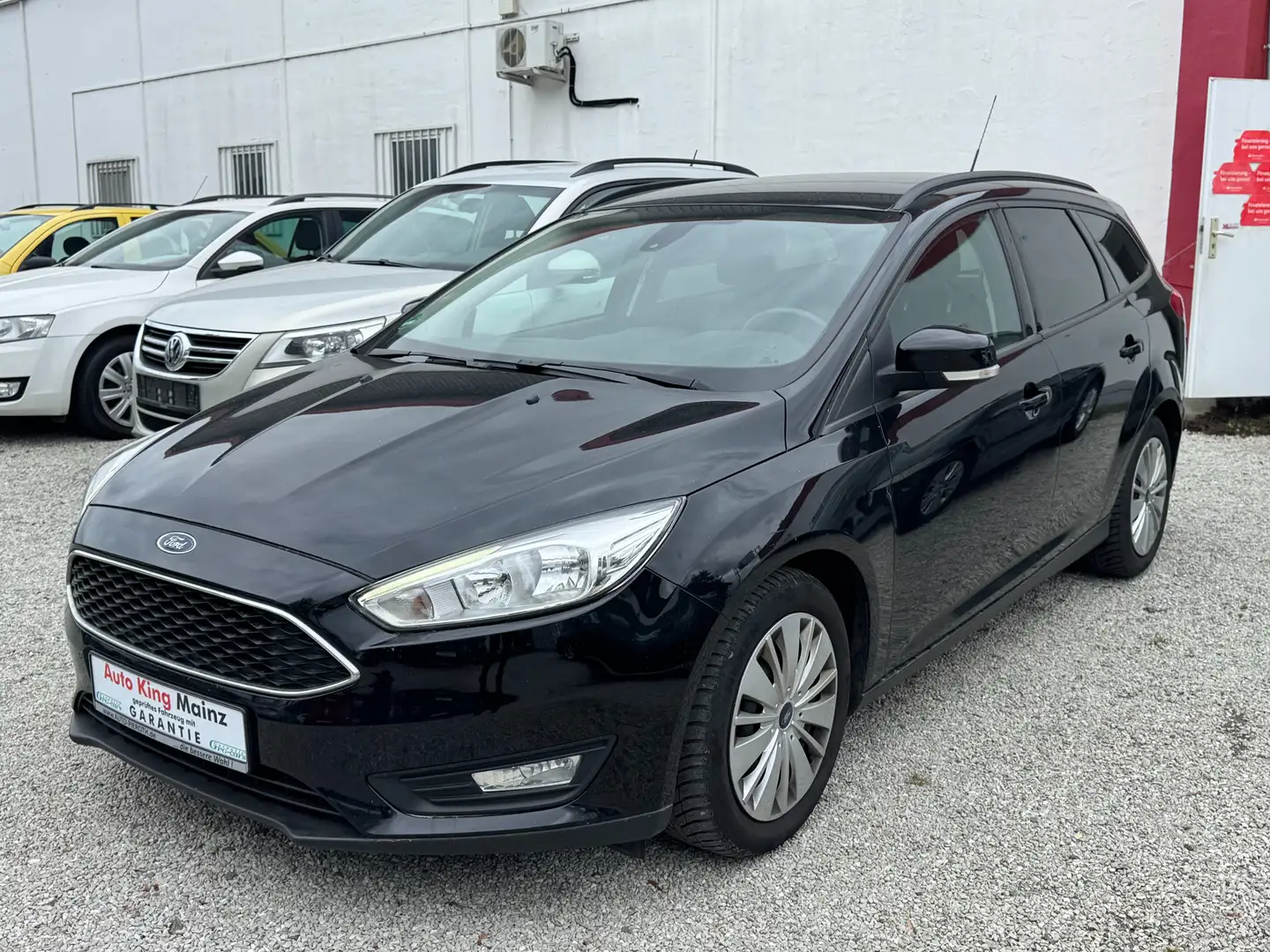 Ford Focus MEGA VOLL*NAVI*LED*USB*TEMPOMAT*BLUETOOTH*AHK*PDC* Schwarz - 2