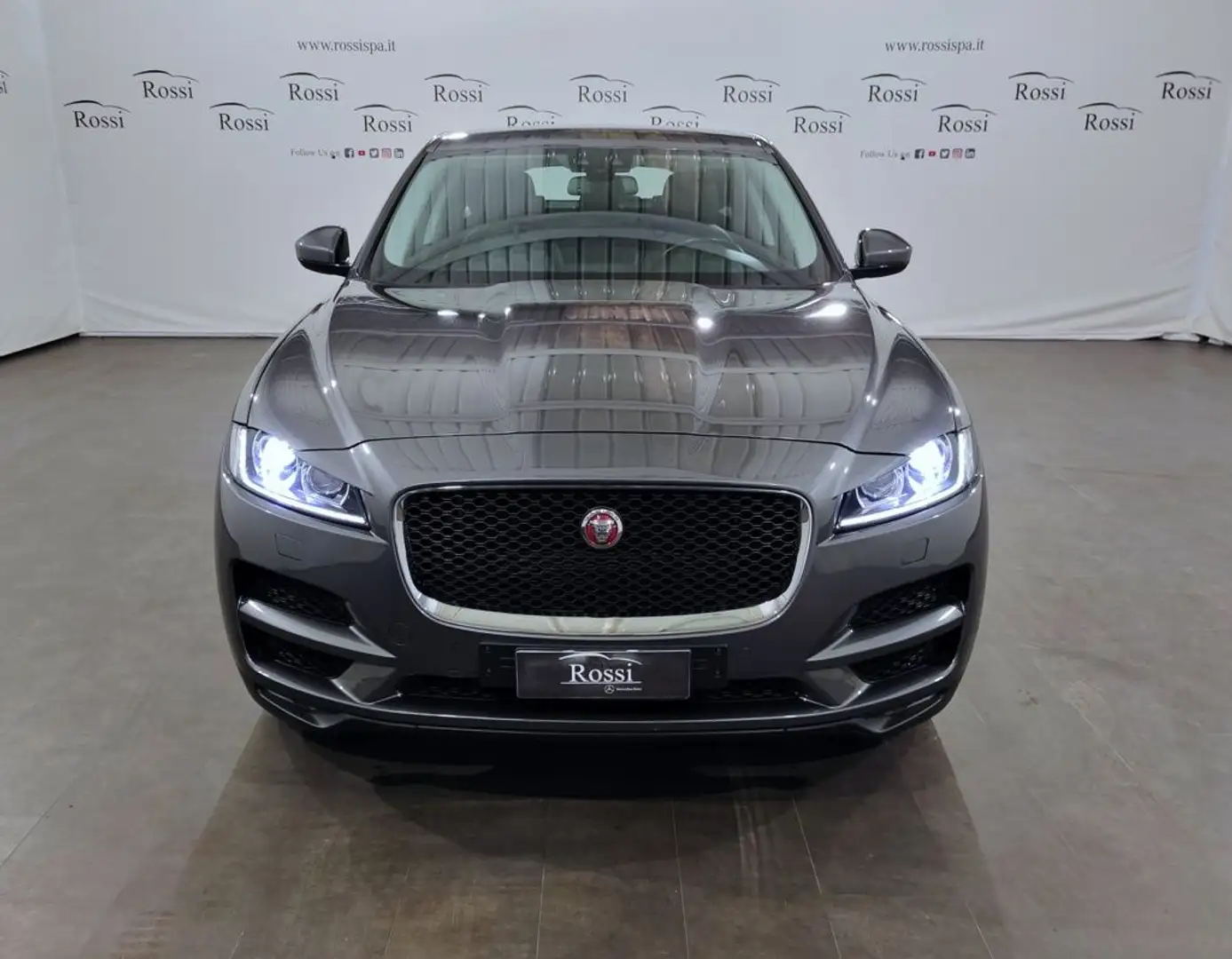 Jaguar F-Pace 2.0d i4 Prestige awd 180cv auto my18 Grigio - 1